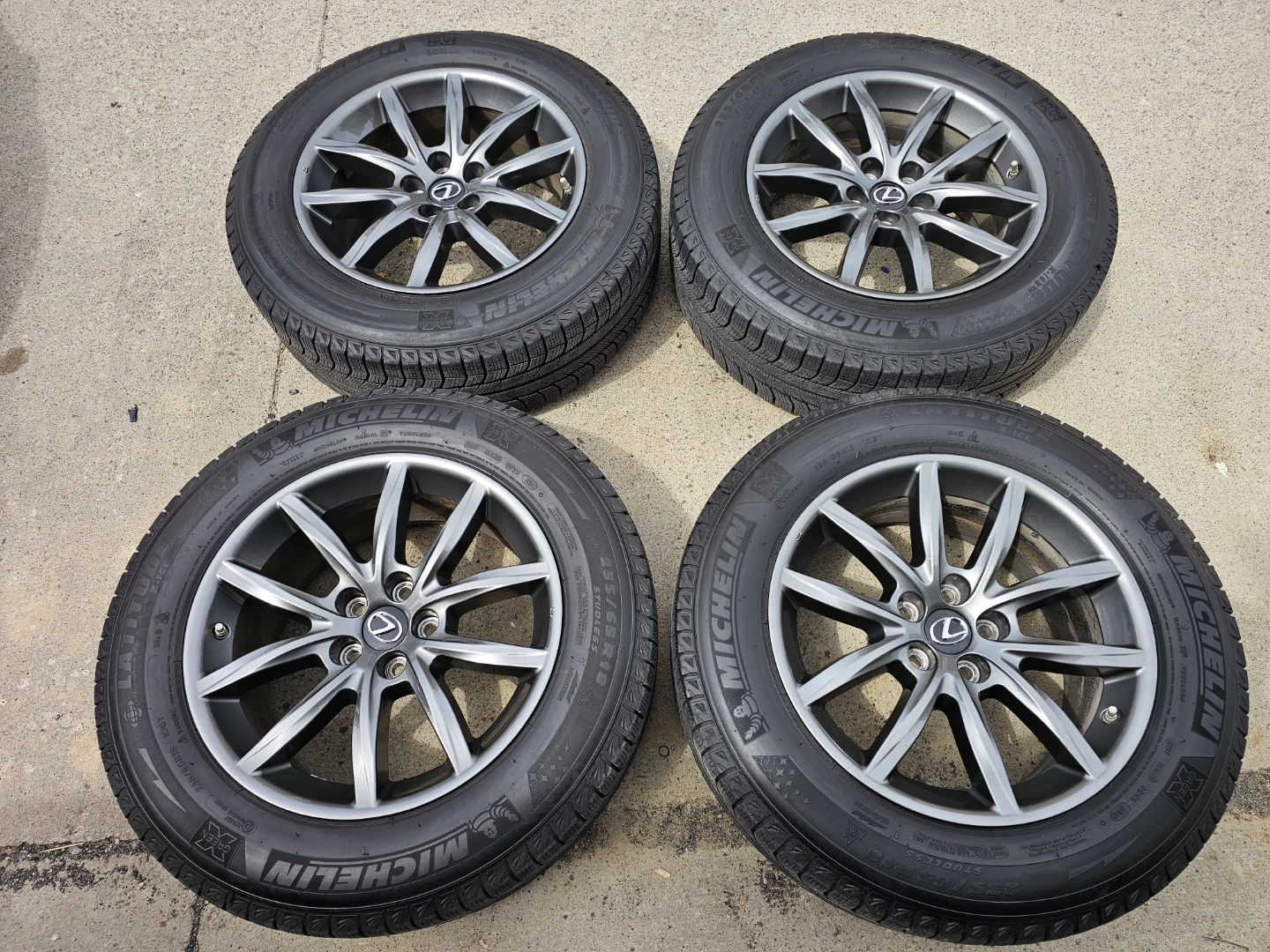 LEXUS RX350 WINTER TIRES ON O.E.M RIMS 235/65 R18 - photo 2