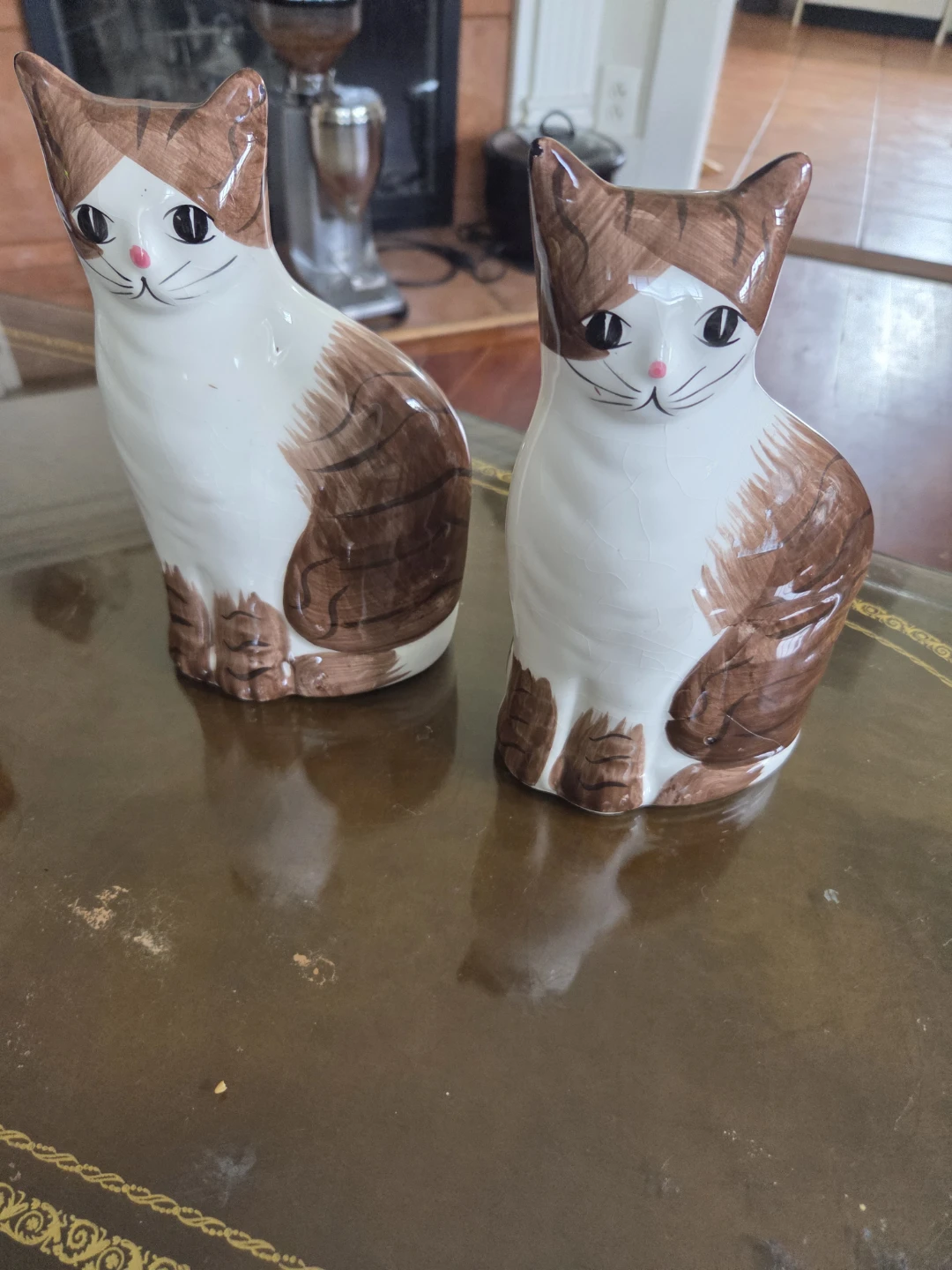 Ceramic Cat Figurine Set - photo 3