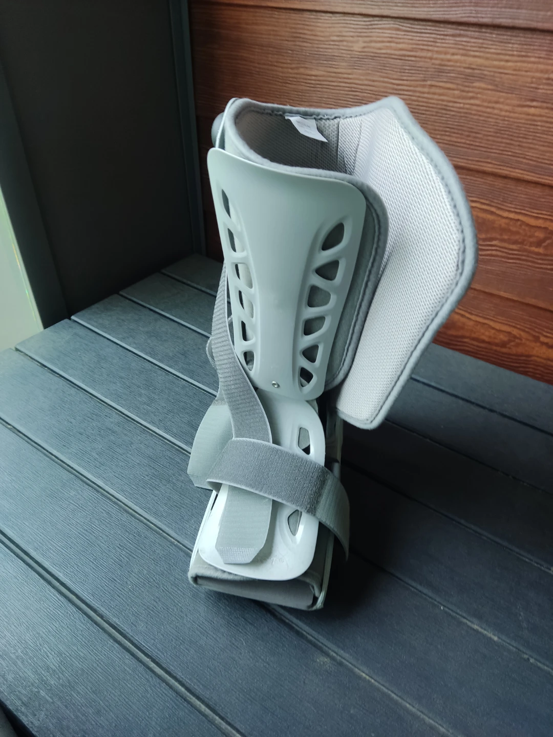 Walker Boot air cast - photo 3