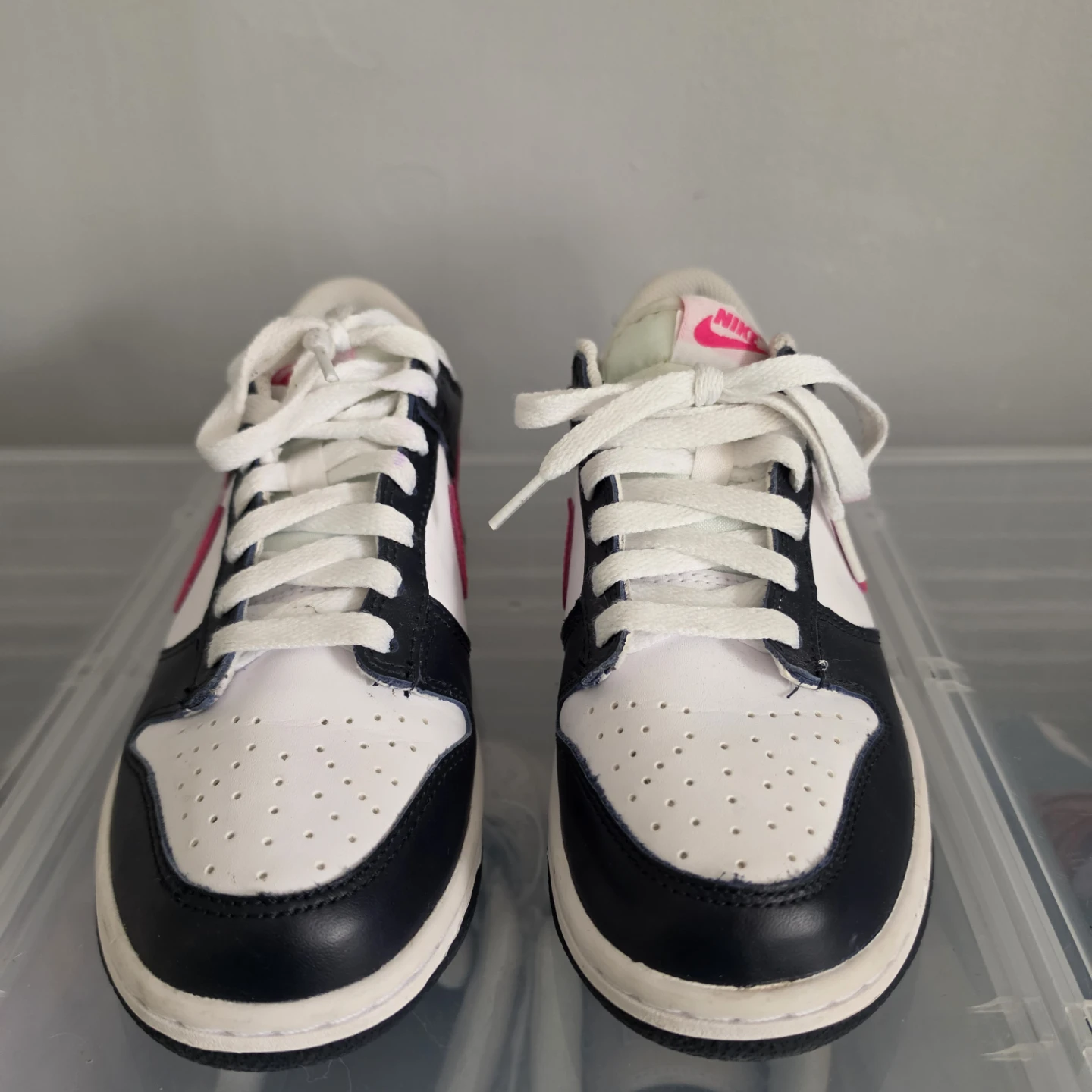 6Y Nike Dunk Low White Black Pink - EUC - photo 2