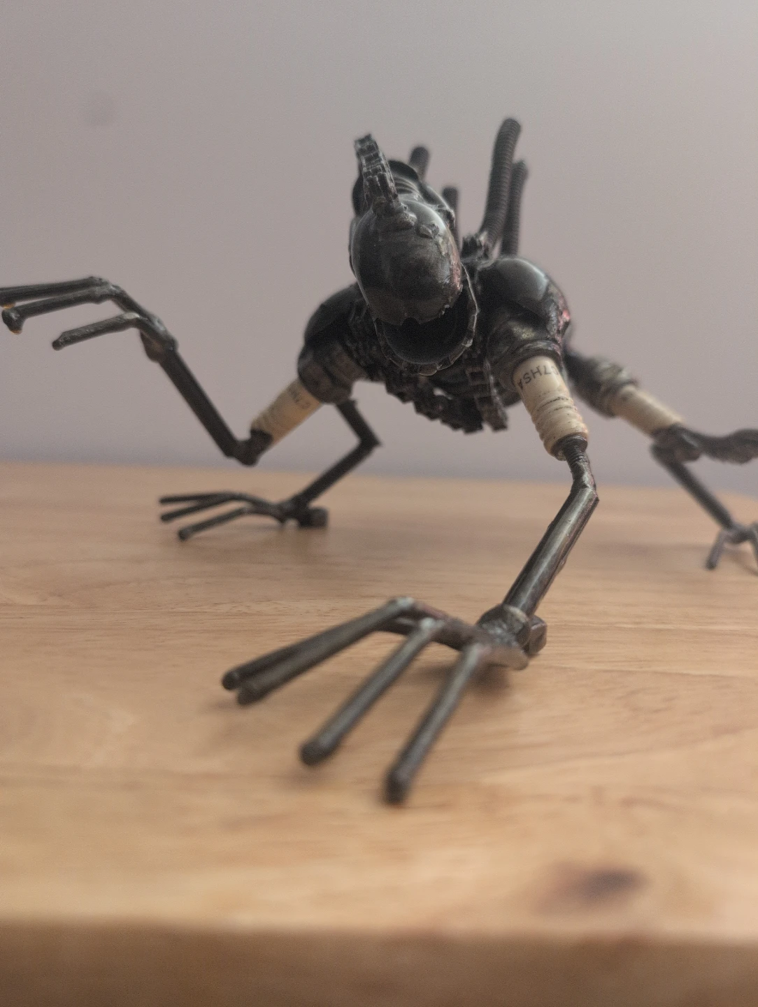 Recycled Metal Alien Sculpture - photo 2