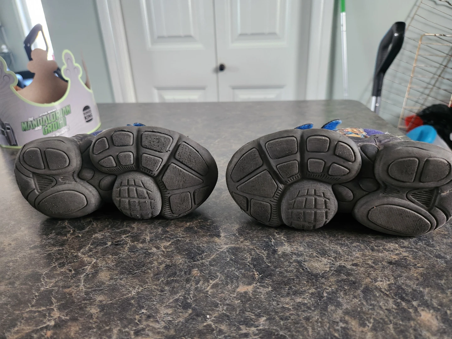 Paw Patrol Chase Toddler Shoes size 8 - photo 4