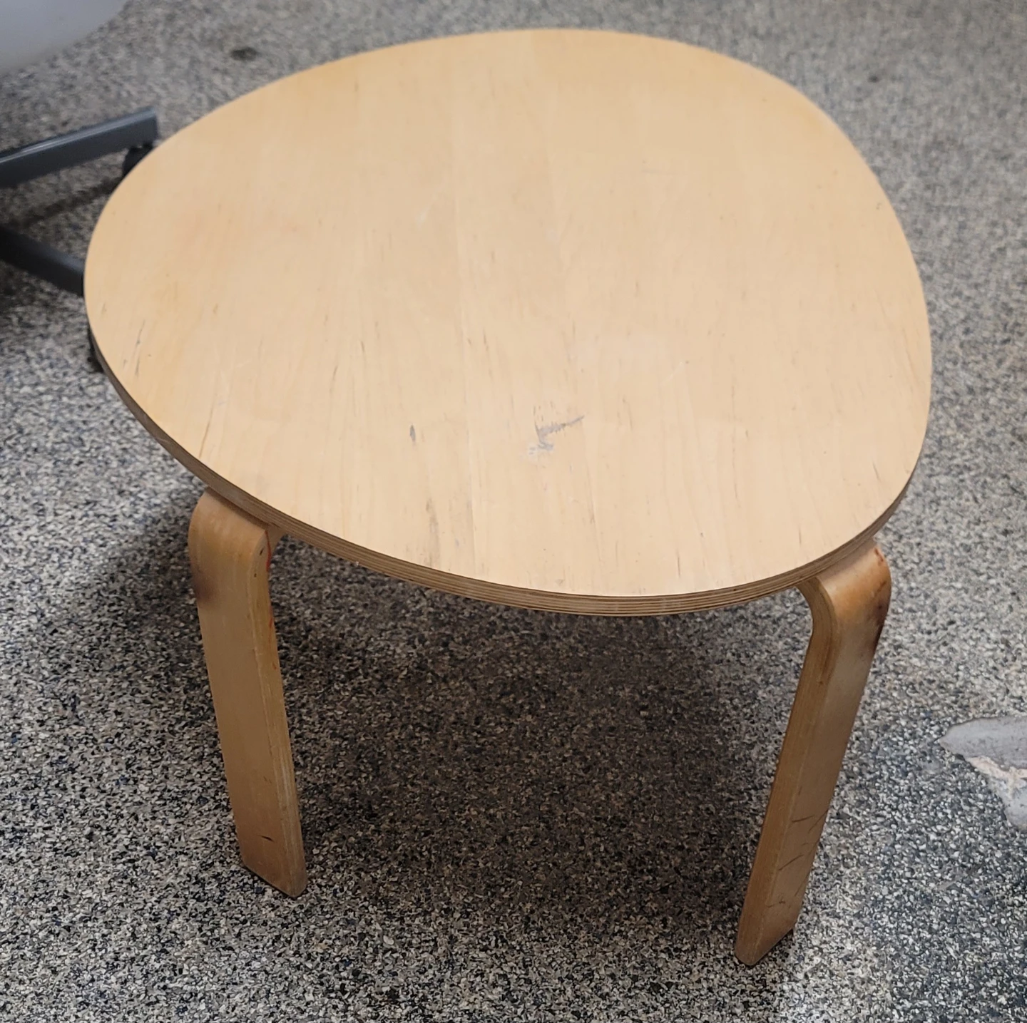 Kids Wooden Side Table - photo 2