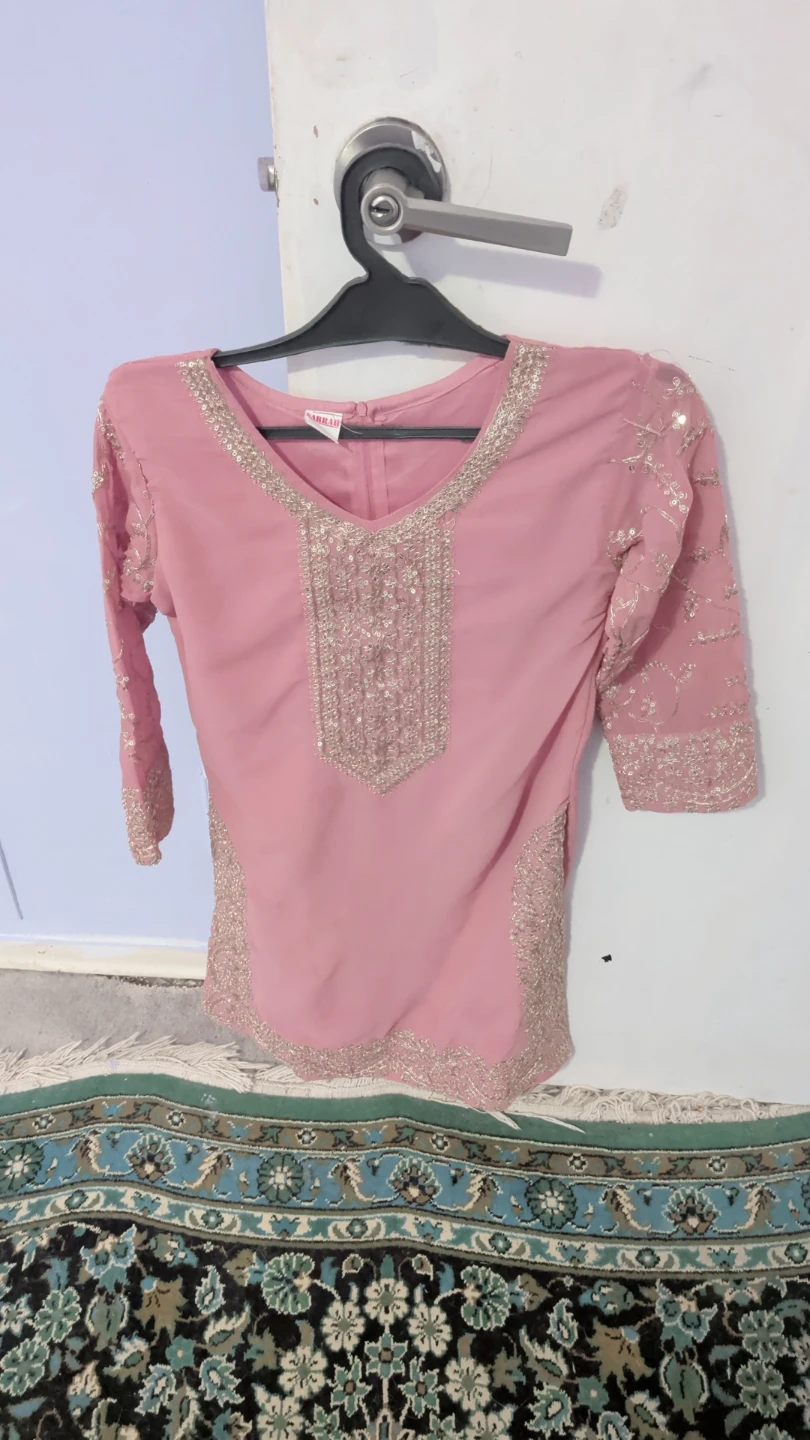 Pink embellished kurta with pants