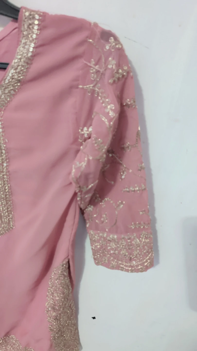 Pink embellished kurta with pants - photo 3