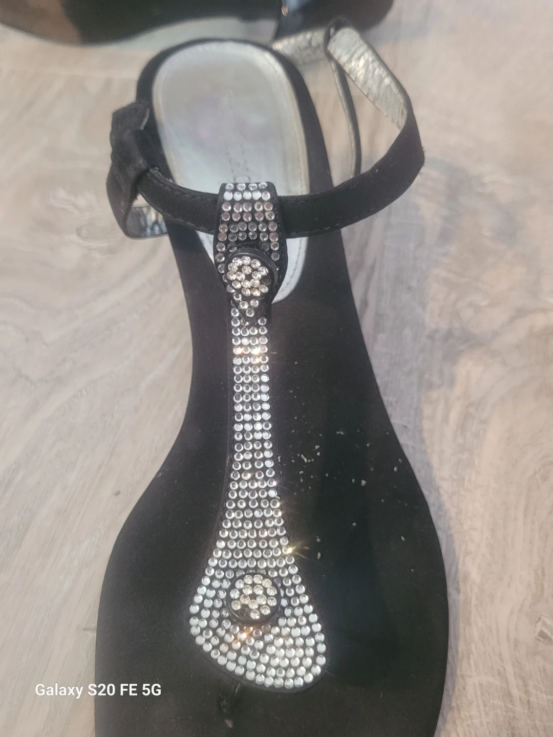 GIANNI BINI Black Embellished Thong Sandals - photo 3