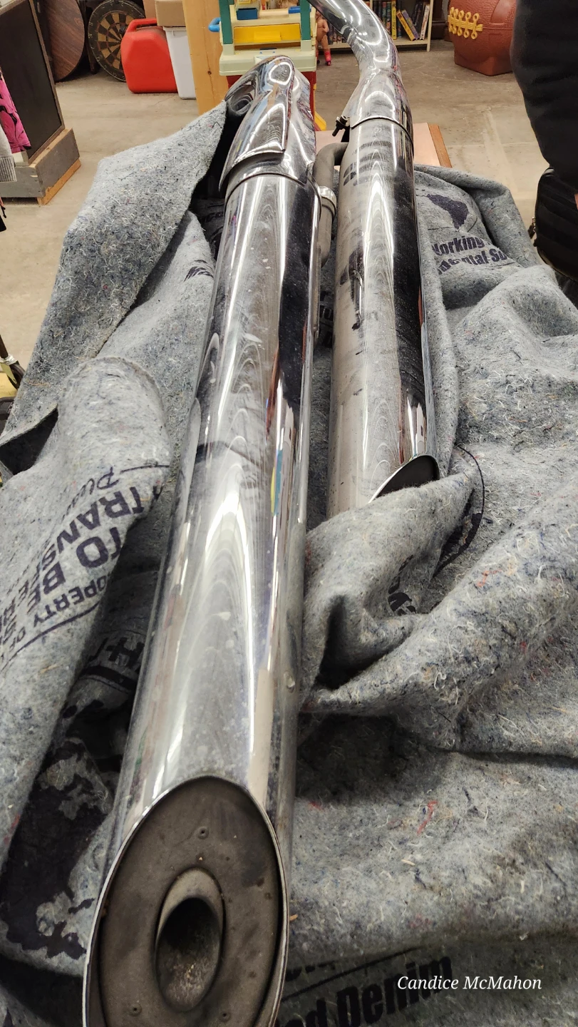 Chrome Exhaust Pipes Came off 900 Kawasaki