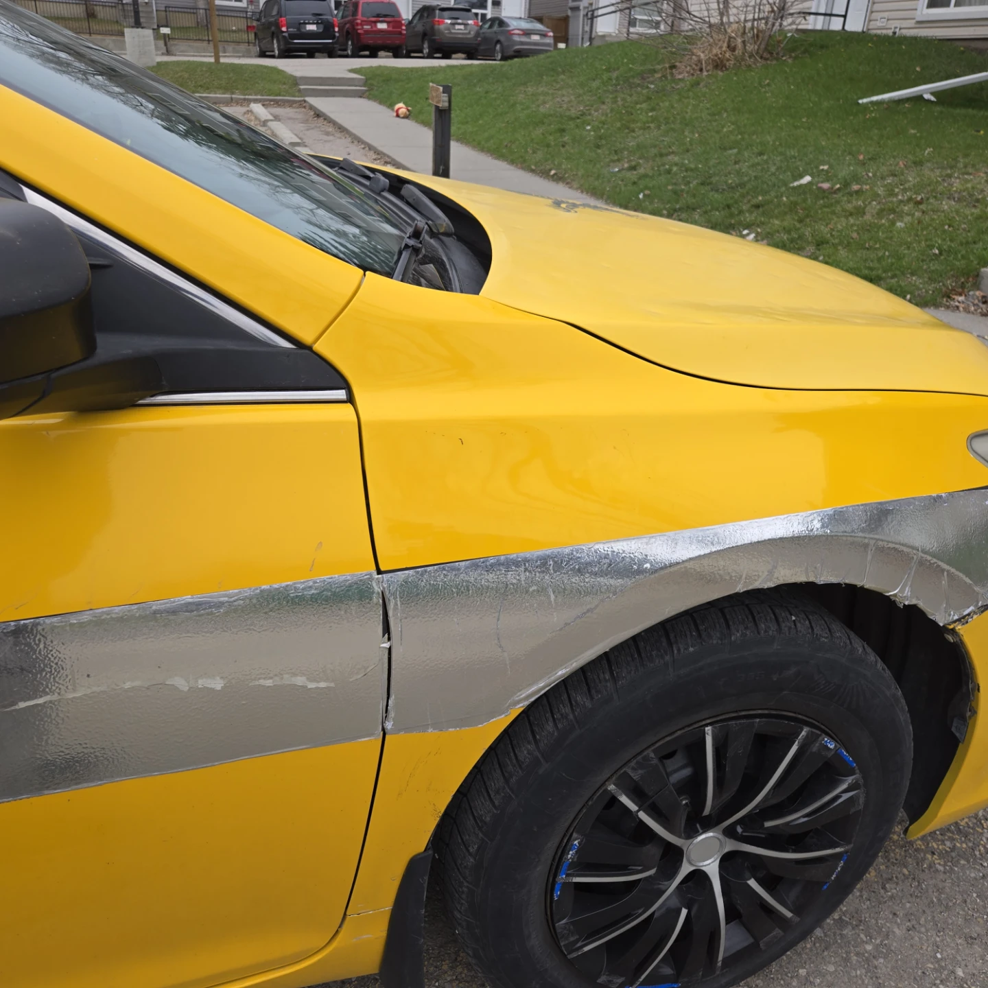 Toyota Camry Yellow Taxi - photo 5