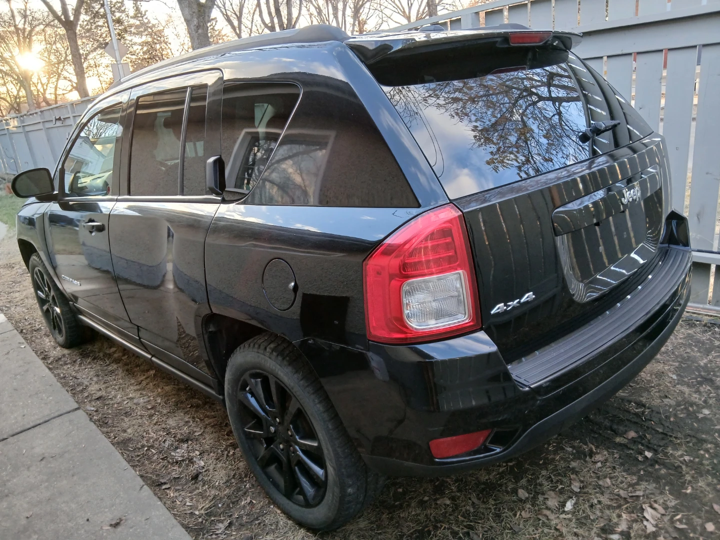 Black Jeep Compass 4x4 - photo 5
