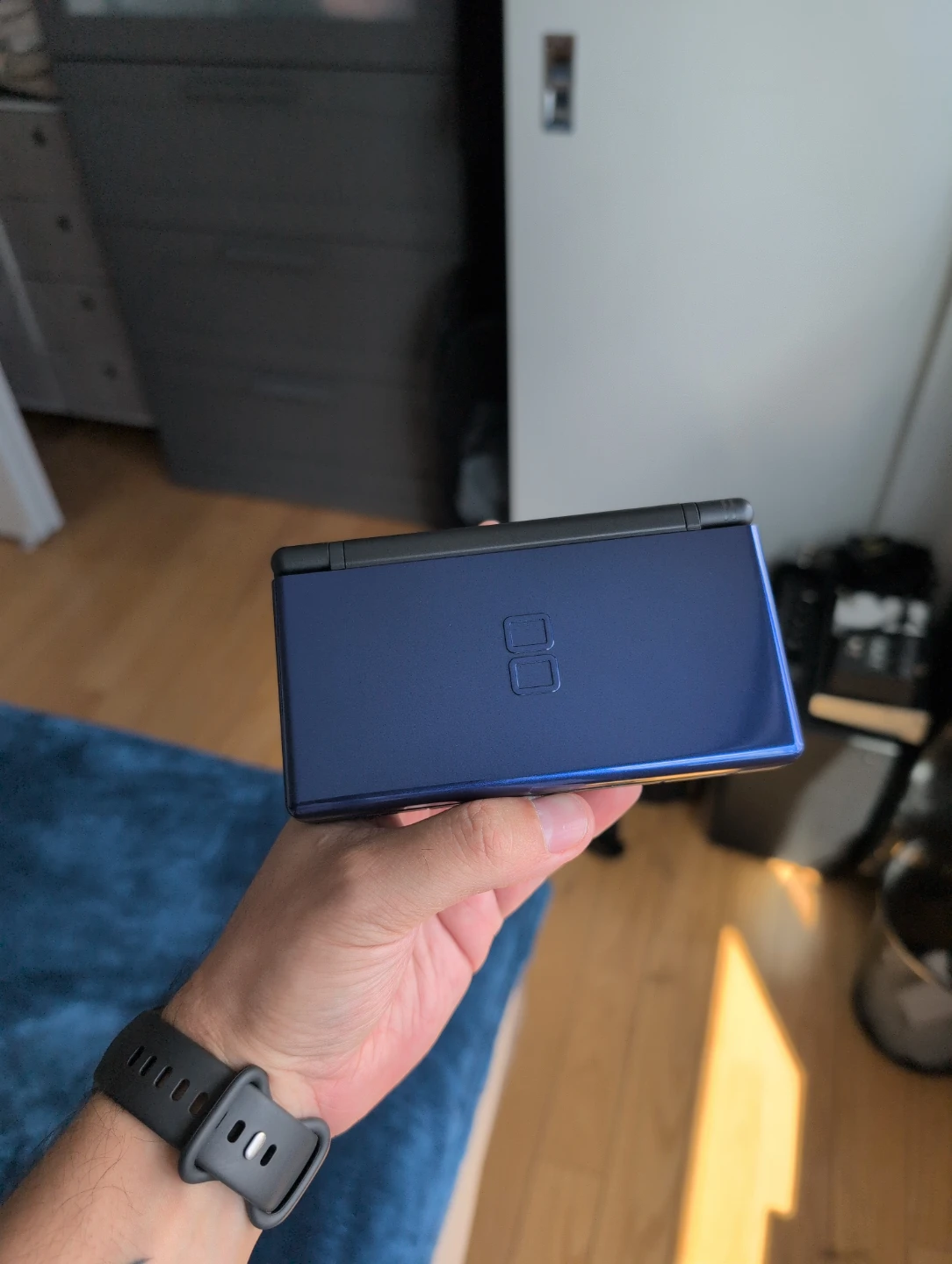 Nintendo DS Lite - Blue - Like New - Games and Case Included - photo 2