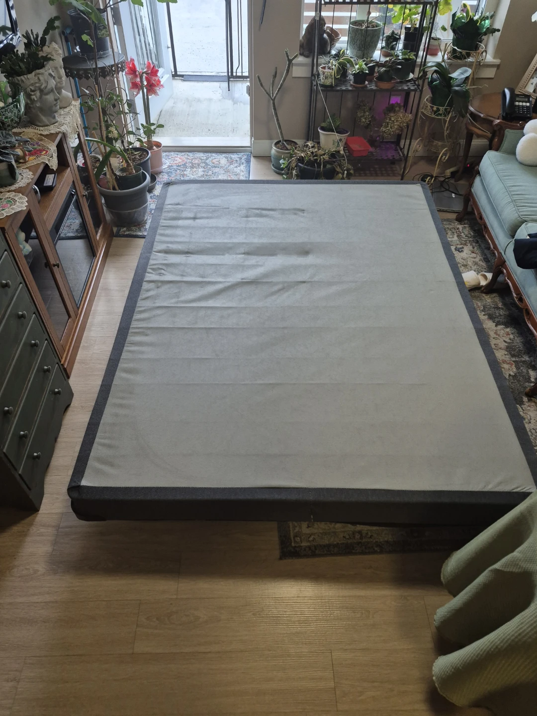 Low Profile Queen Size Box Spring Bed Foundation
