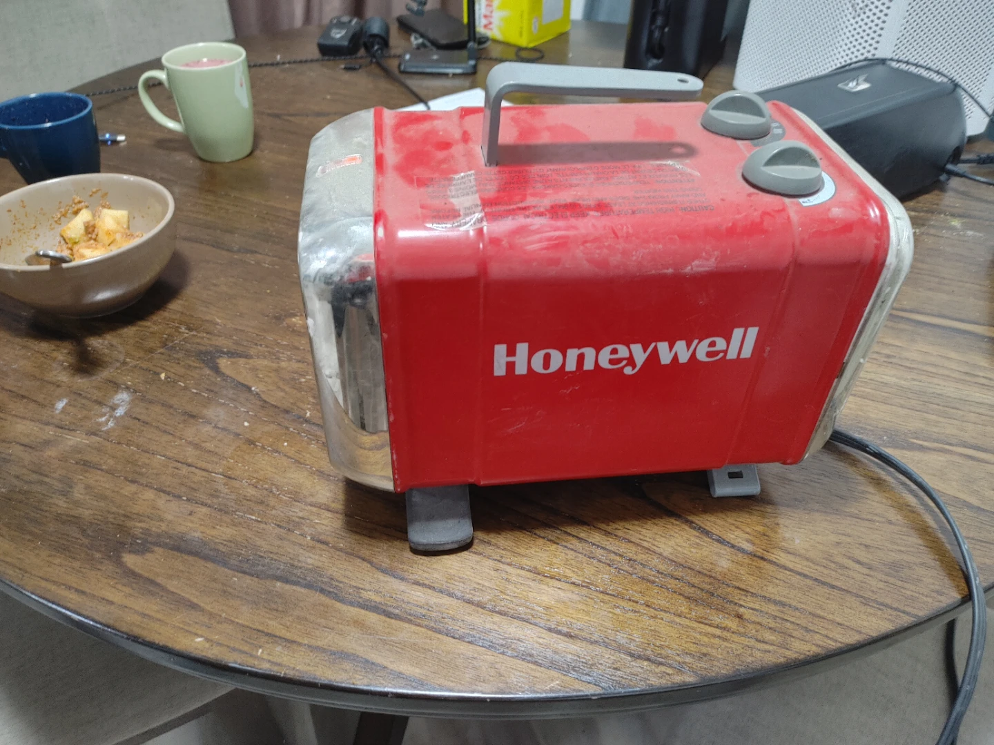 Honeywell HZ510MPC Ceramic Space Heater - photo 2