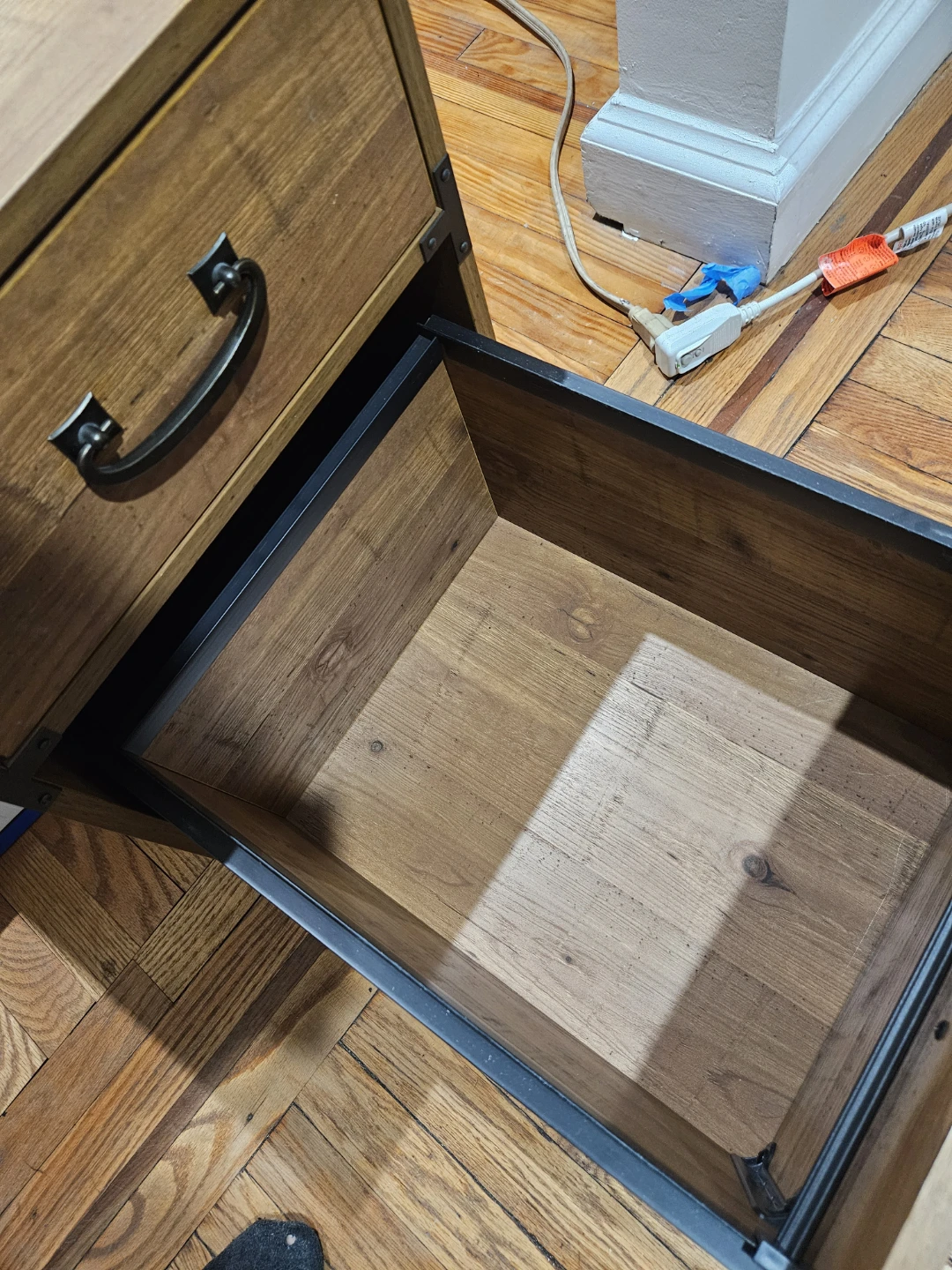 Golden pine 2 drawer file cabinet - photo 2