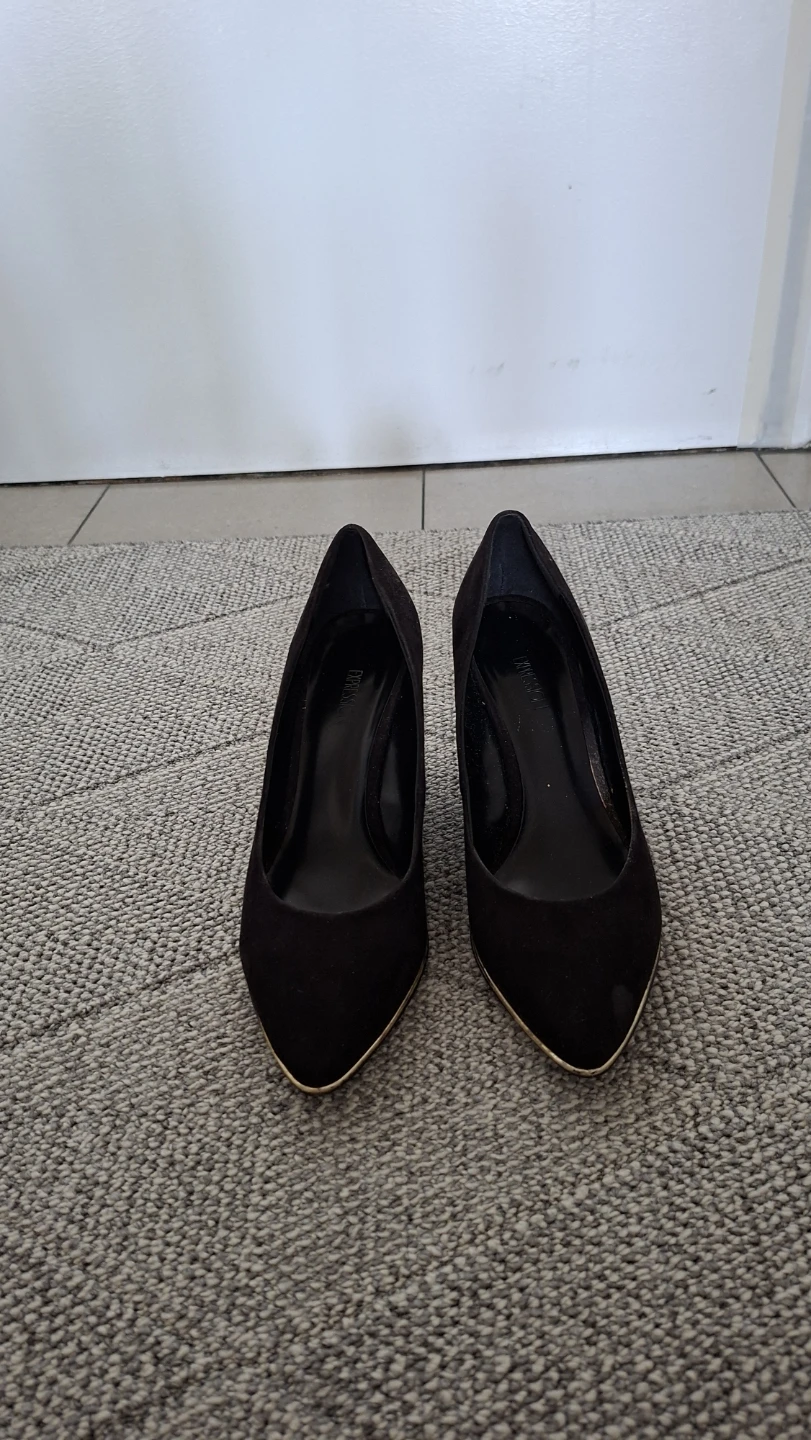 Naturalizer, Le Château & Spring Heels Bundle
