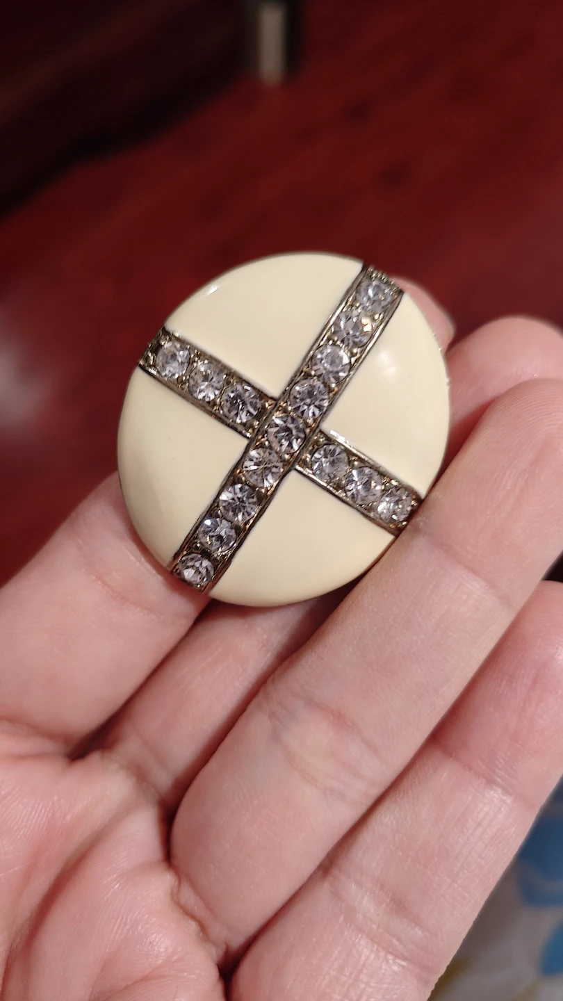 Cream and Rhinestone Statement Ring