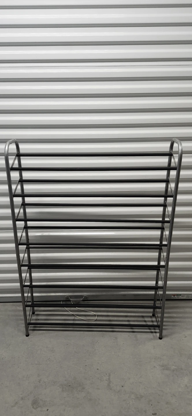 Metal shoes rack
