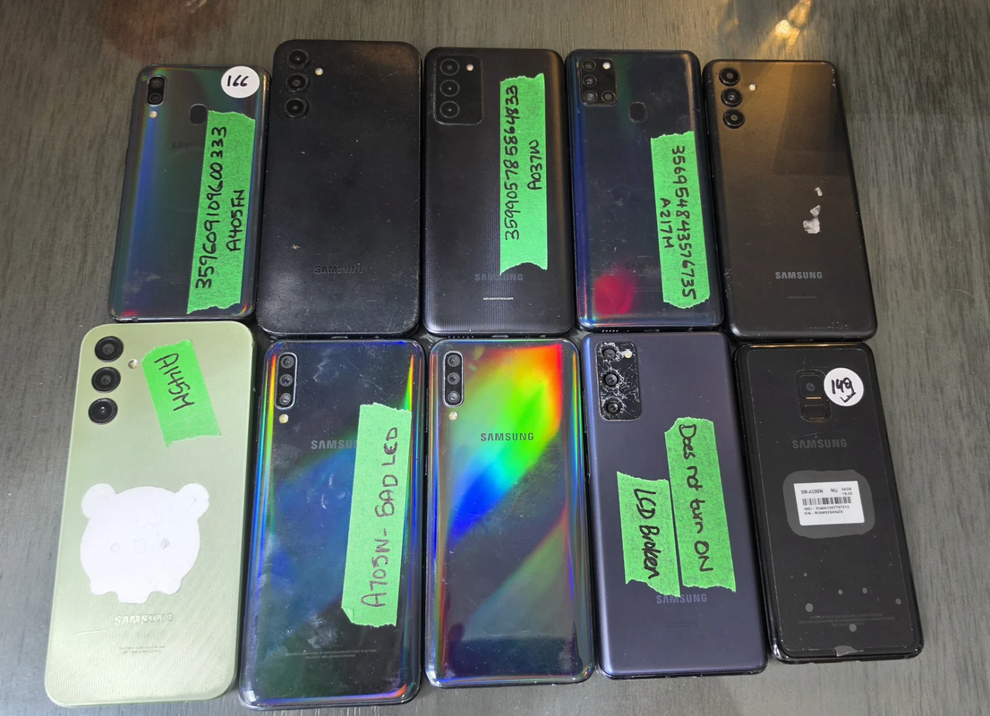 Samsung Galaxy Phones - Lot of 10