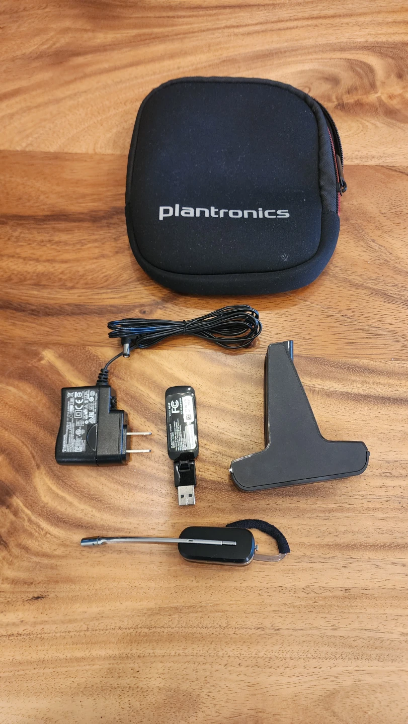 Plantronics Wireless Headset Bundle - photo 2