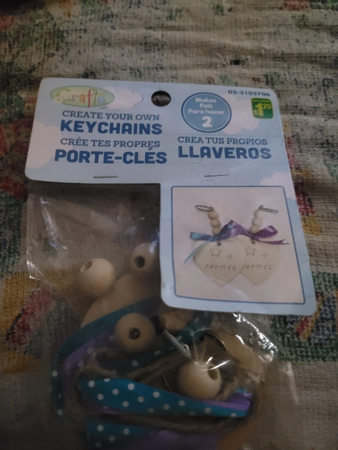 Craft Create Your Own Keychains Kit