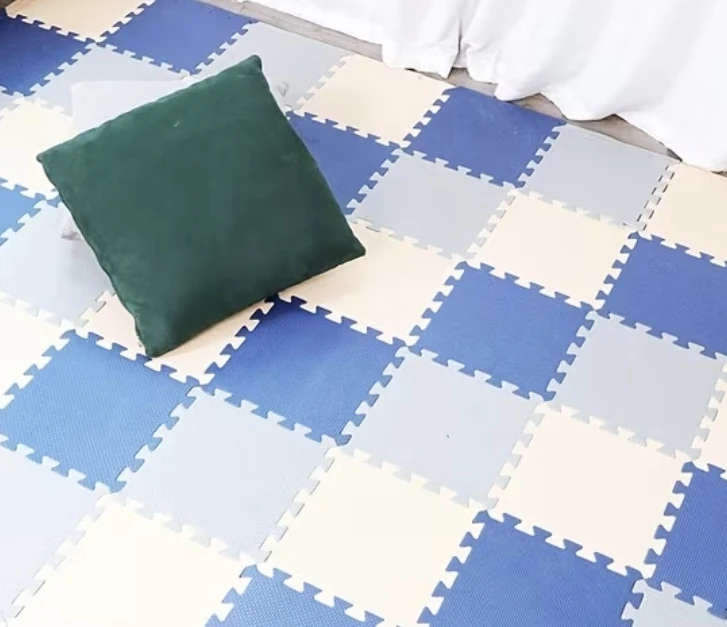 Kids play mat