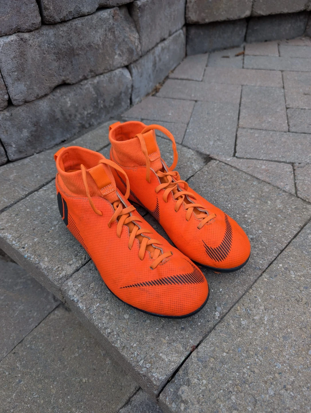 Nike Mercurial soccer cleats shoes orange -  Size 5.5Y