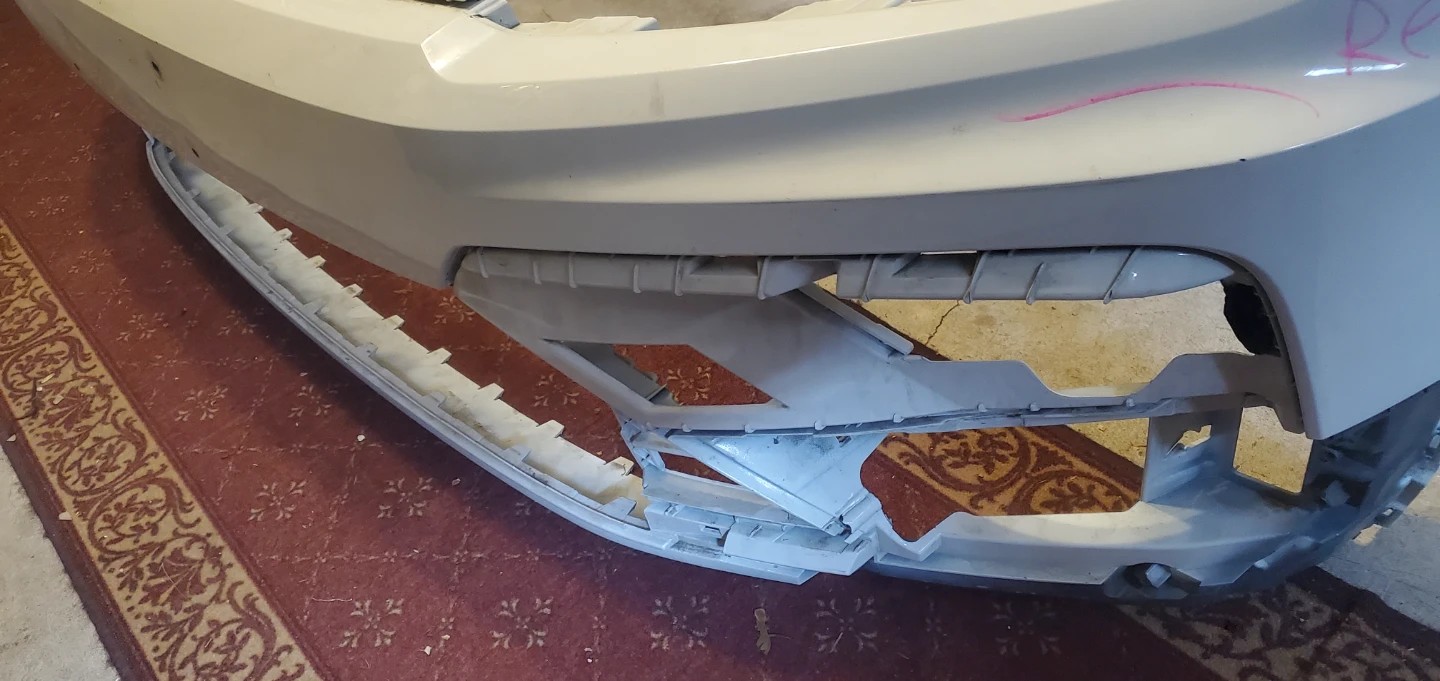 White Front Bumper Cover for 2021 Tiguan - photo 5