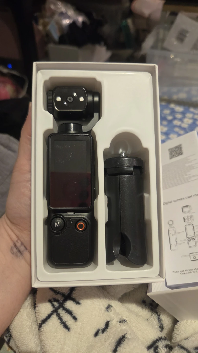 Q7 CCD Digital Camera - photo 2