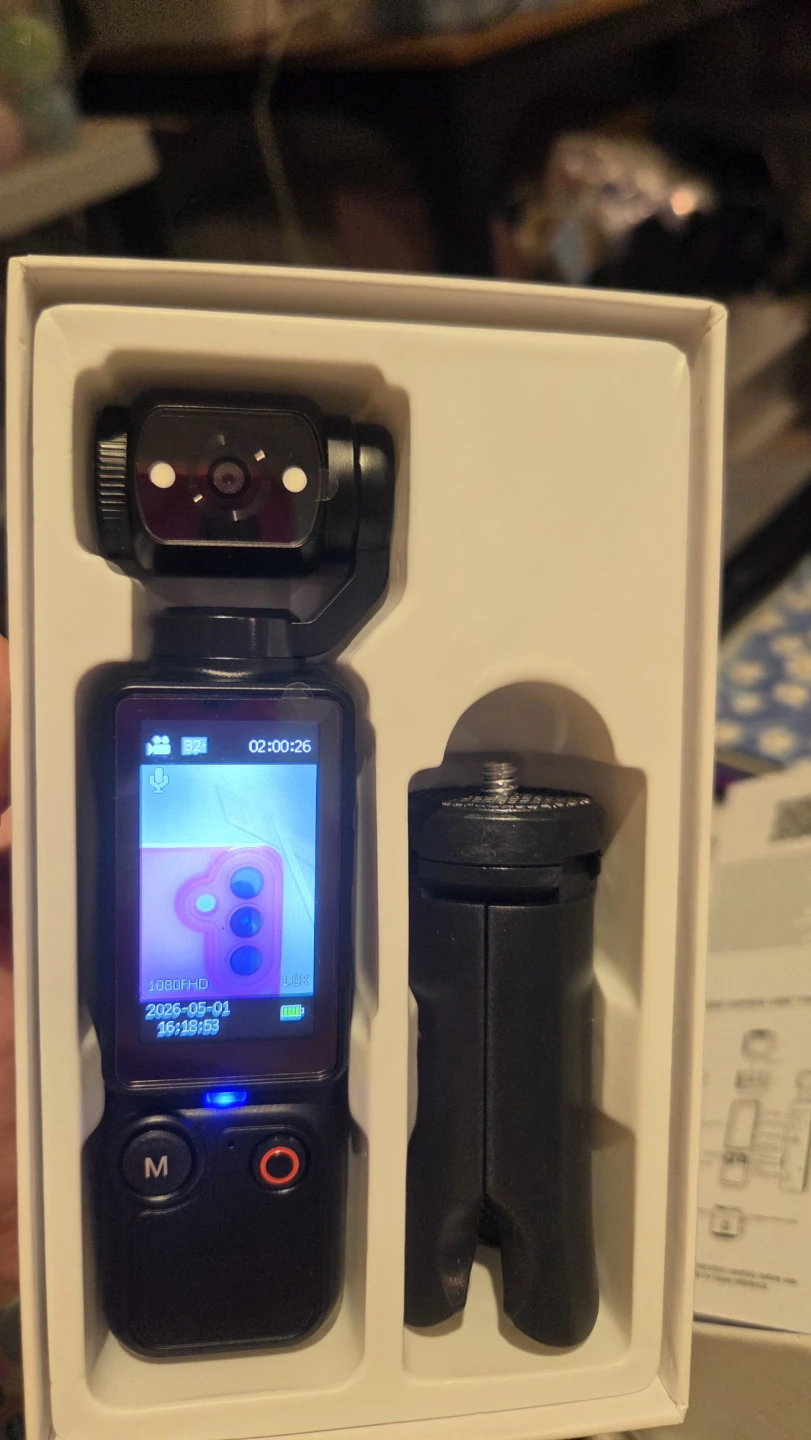 Q7 CCD Digital Camera - photo 3