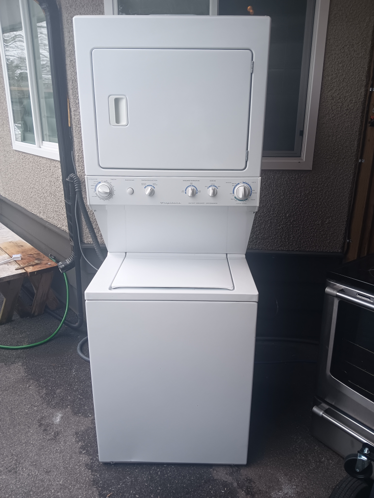 Frigidaire Stackable Washer Dryer
