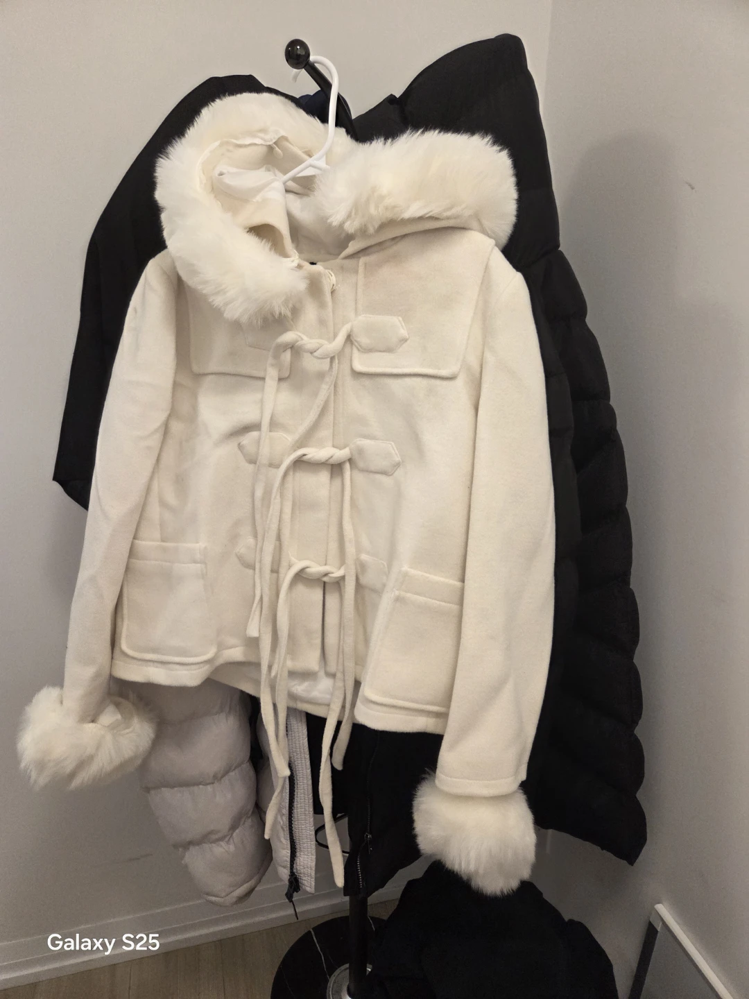 Cream white hooded toggle coat with faux fur trim - photo 2