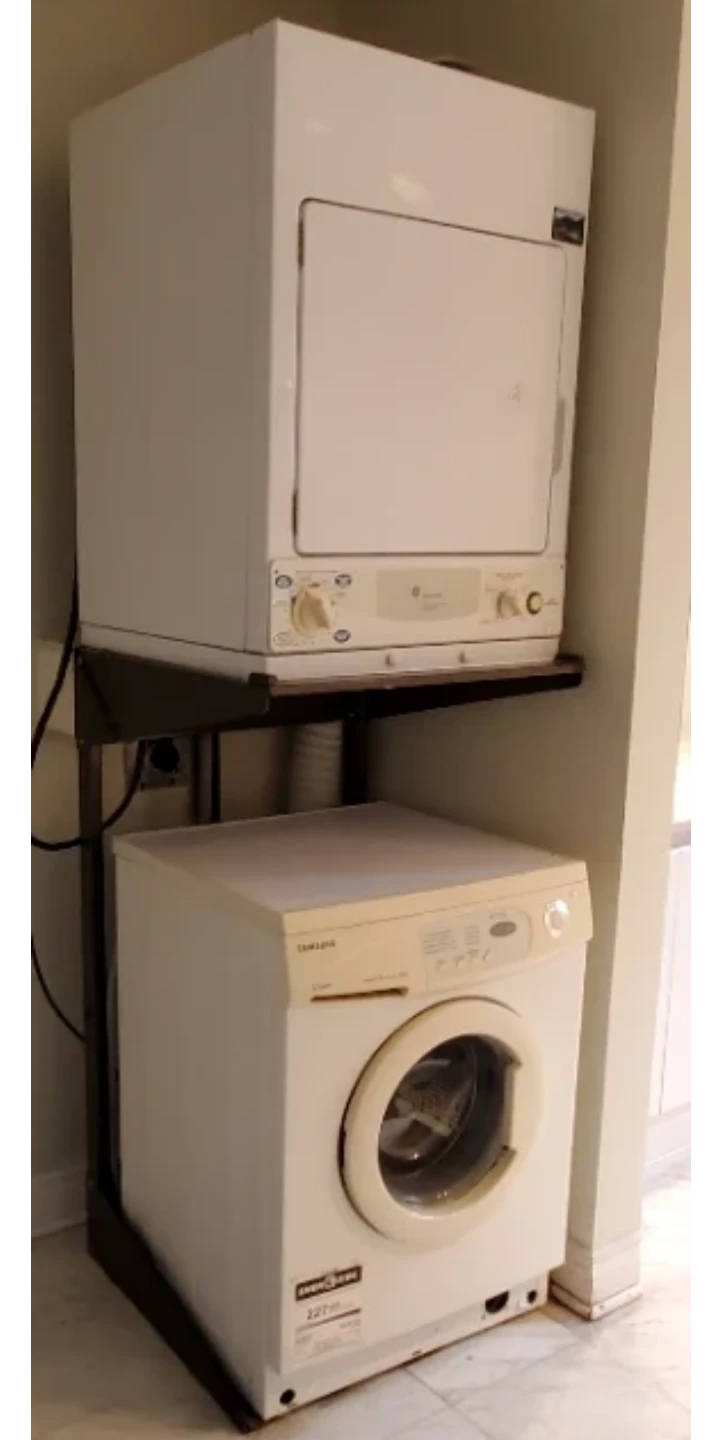 GE Spacemaker Stackable Washer and Dryer Unit