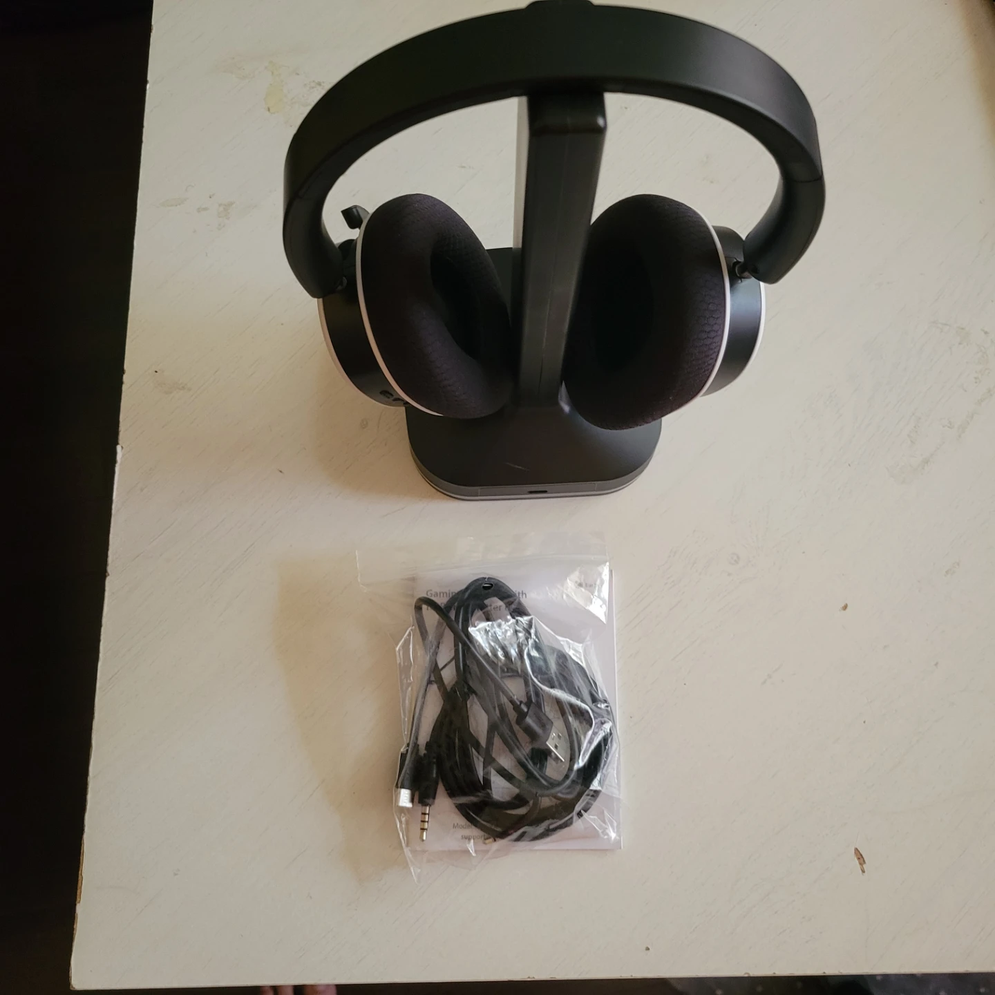 Earbay G-986C Gaming Headset with RGB Transmitter Base