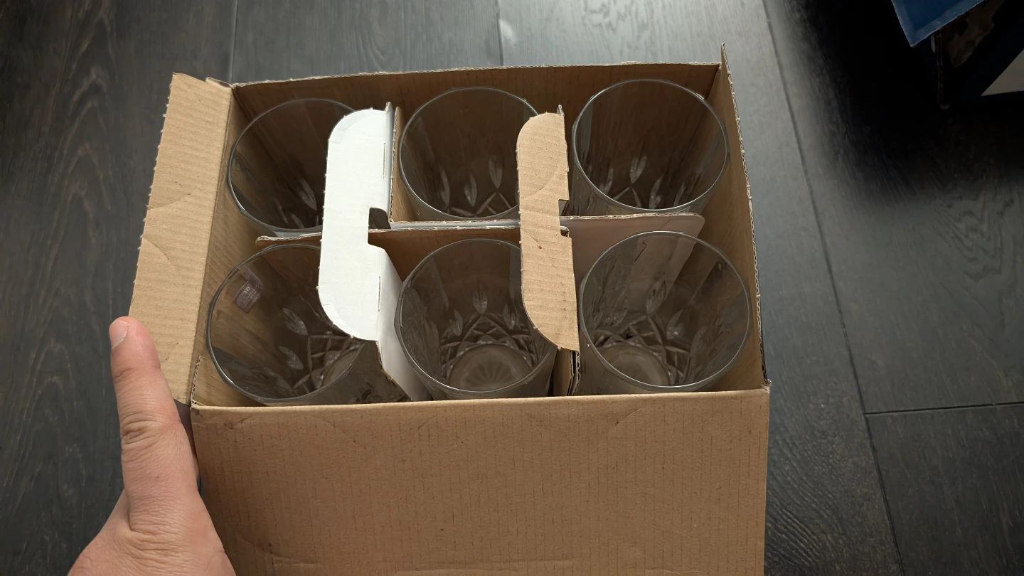 Kitchen Starter Bundle: Plates, Glasses & Toaster! - photo 5