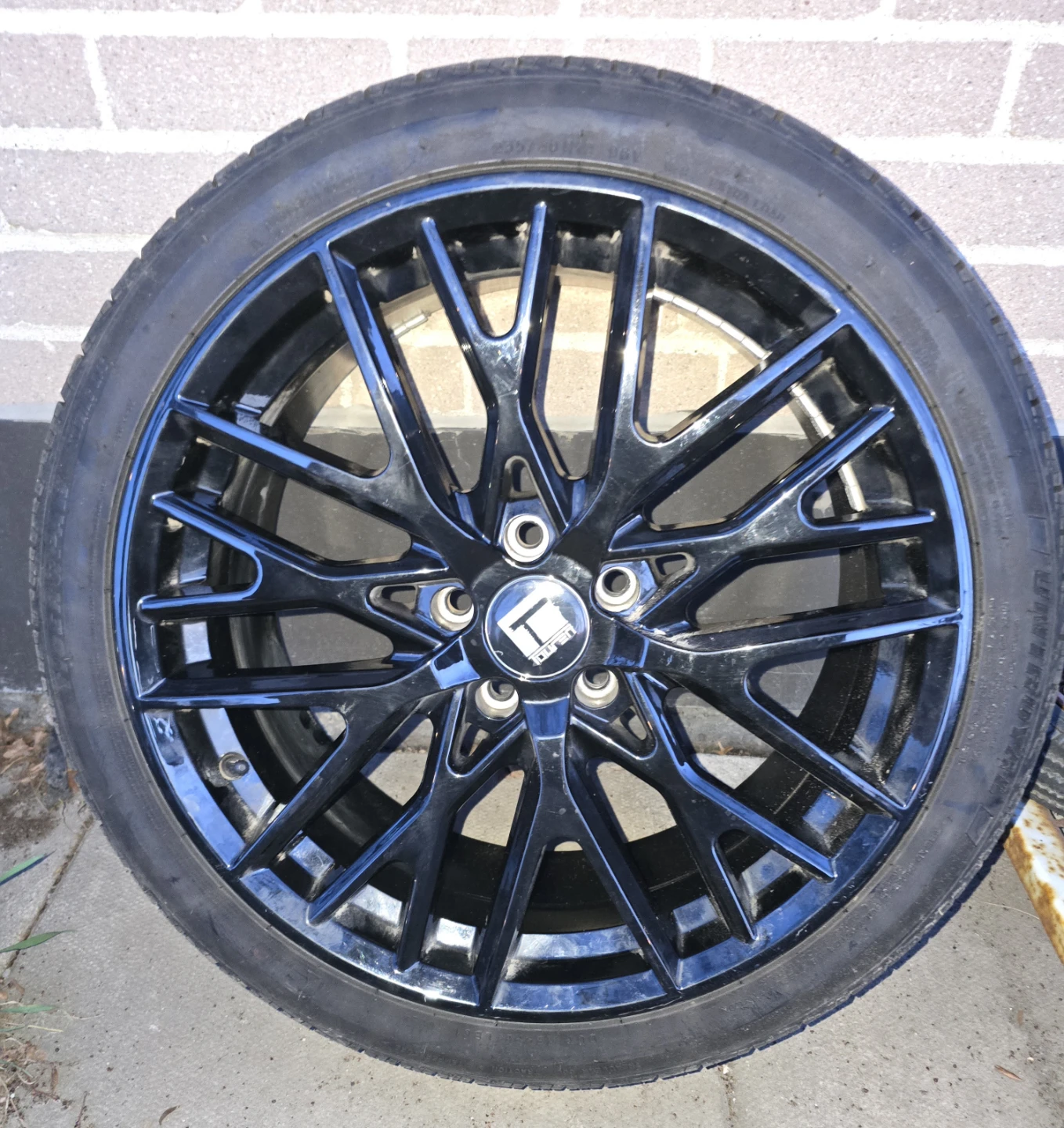 Touren 19 Inch Black Alloy Wheels with Tires (Set of 4) - photo 2