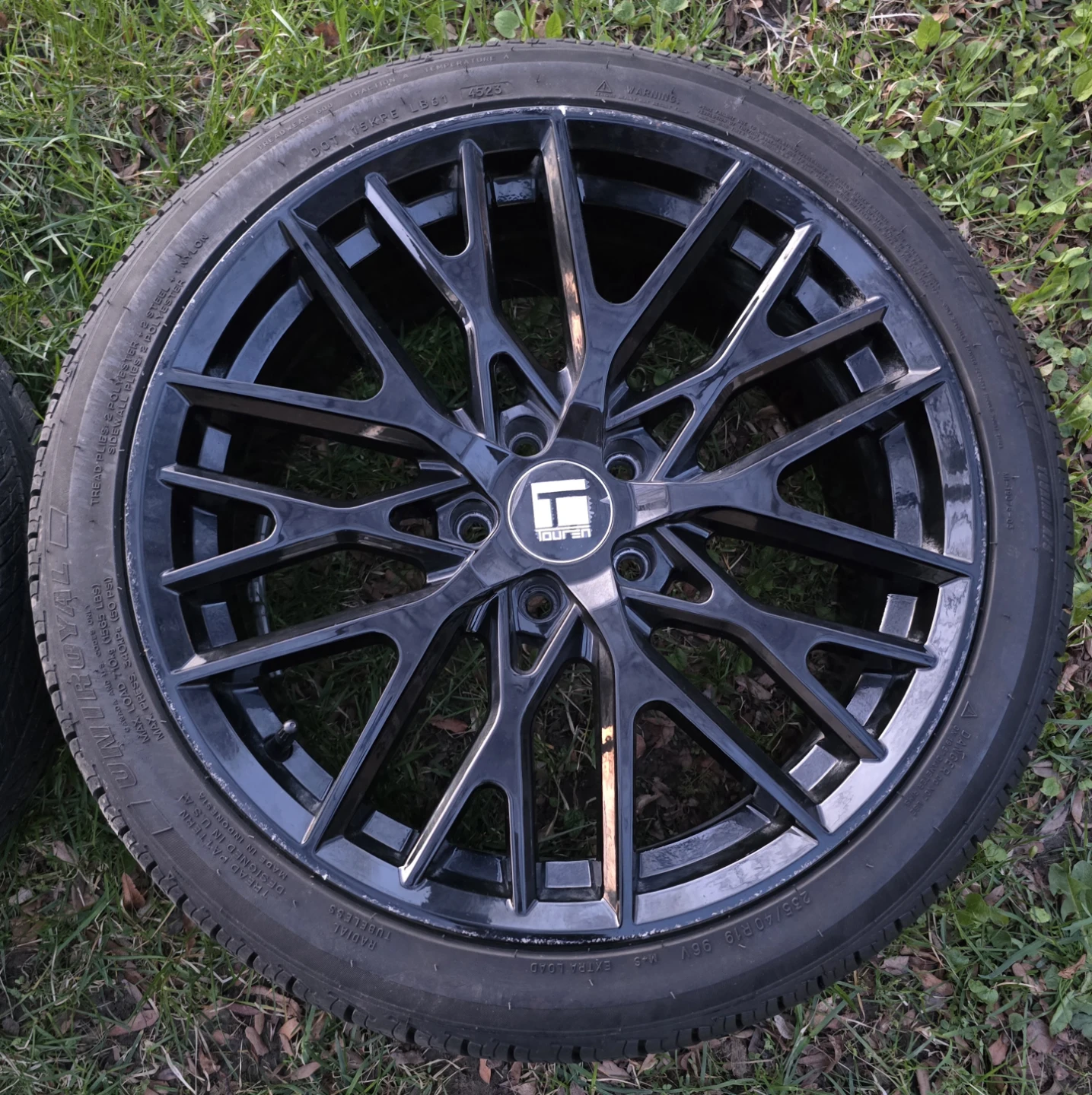 Touren 19 Inch Black Alloy Wheels with Tires (Set of 4) - photo 5