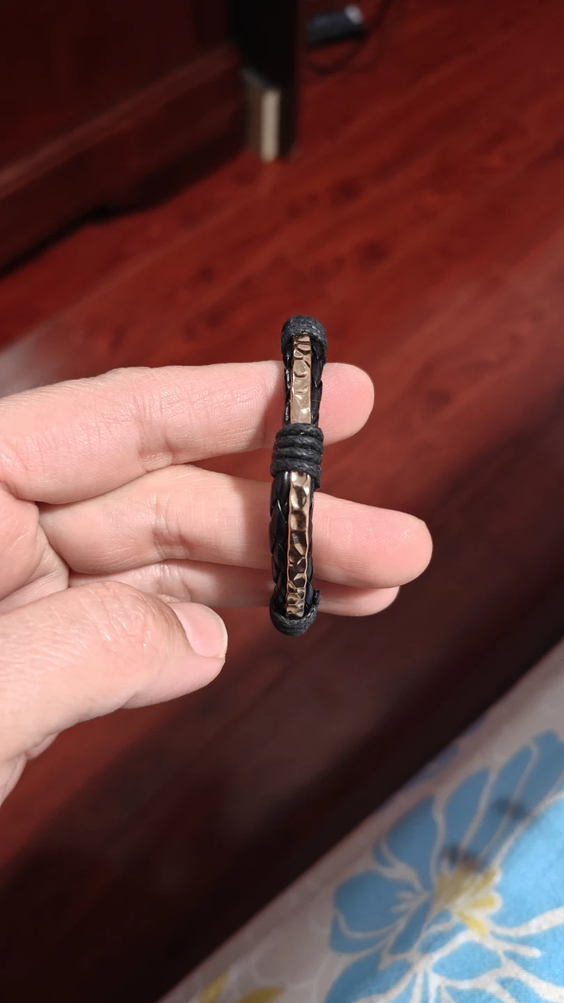 Black and Gold Tassel Bracelet - photo 2