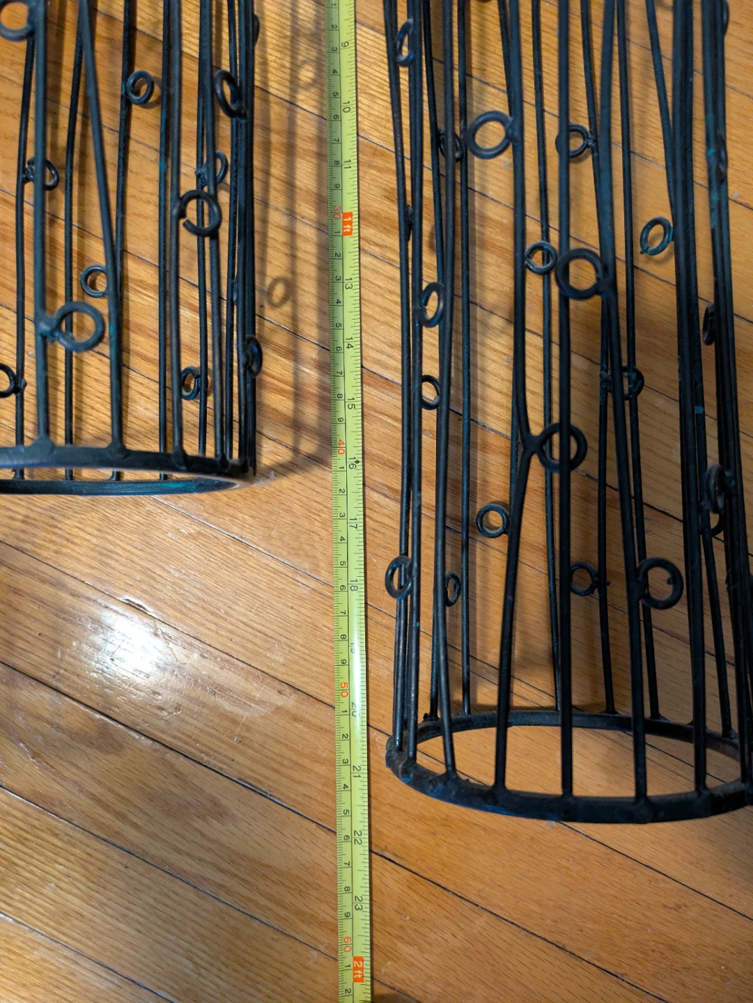 Set of 2 Metal Candle Holders - photo 4