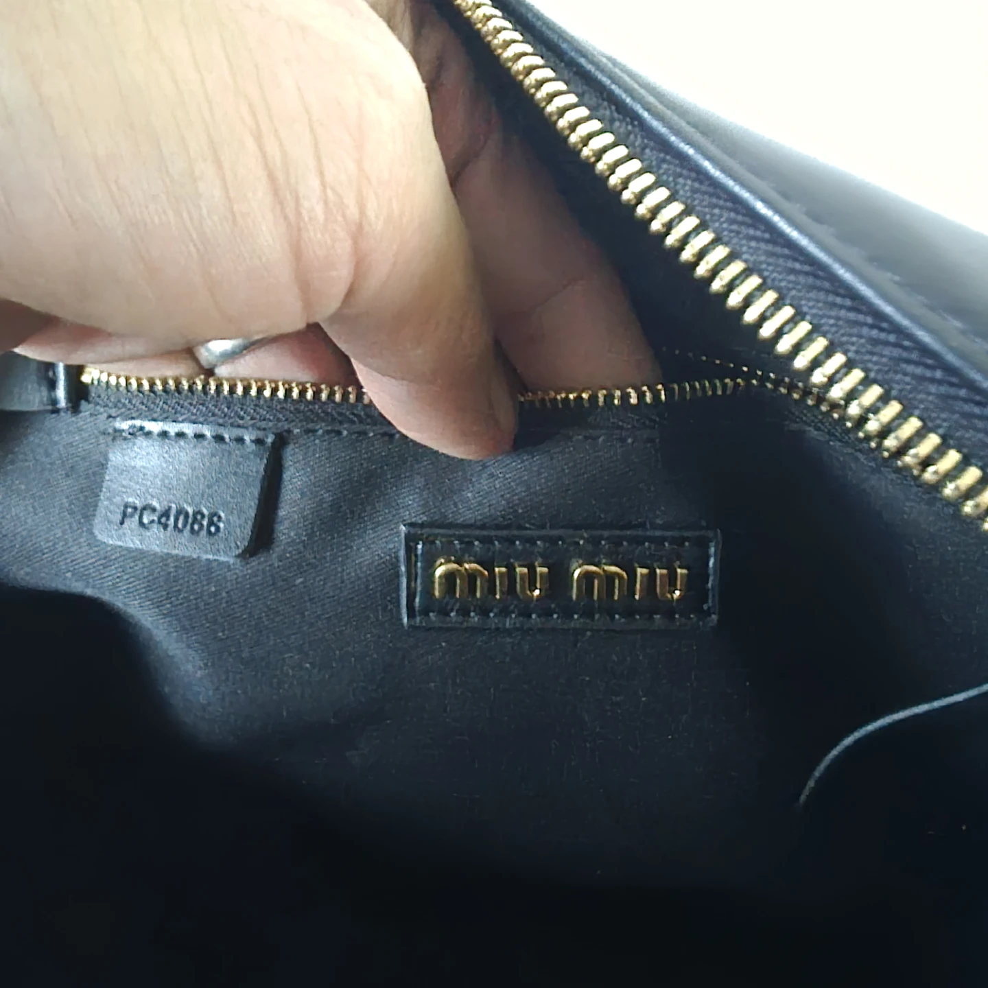 Miu Miu Black Leather Handbag - photo 5