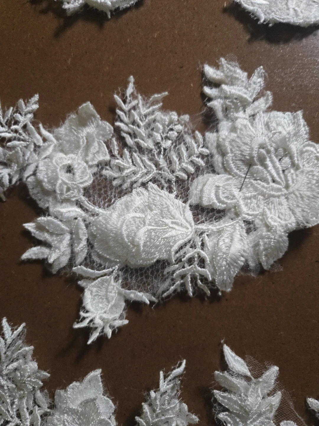 White Floral Lace Appliques (Set of 11 pairs) - photo 3