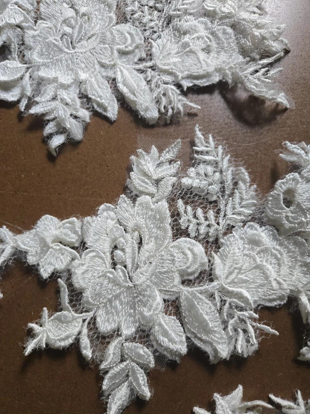 White Floral Lace Appliques (Set of 11 pairs) - photo 4