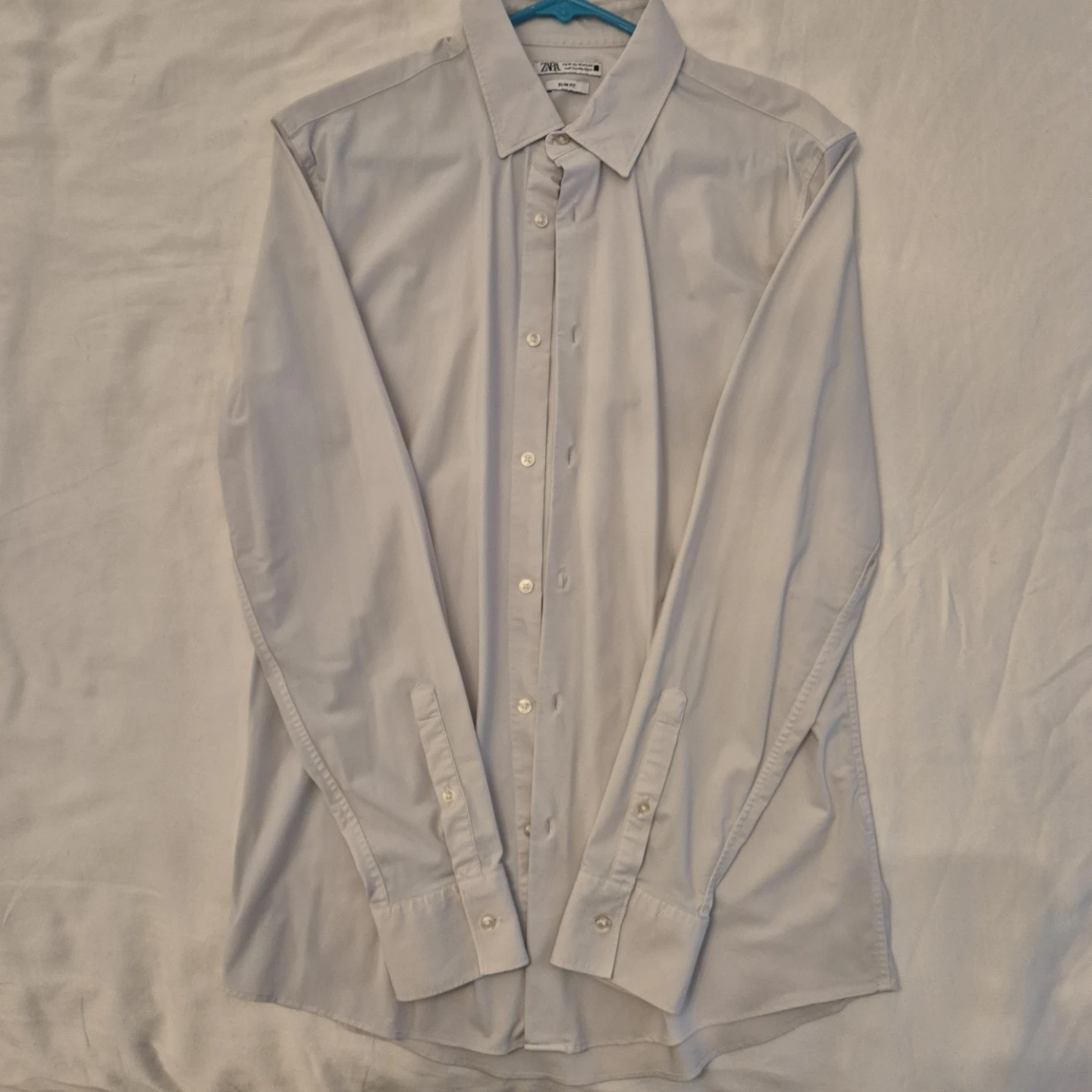 Zara Slim Fit Button-Up Shirt - Men's Medium