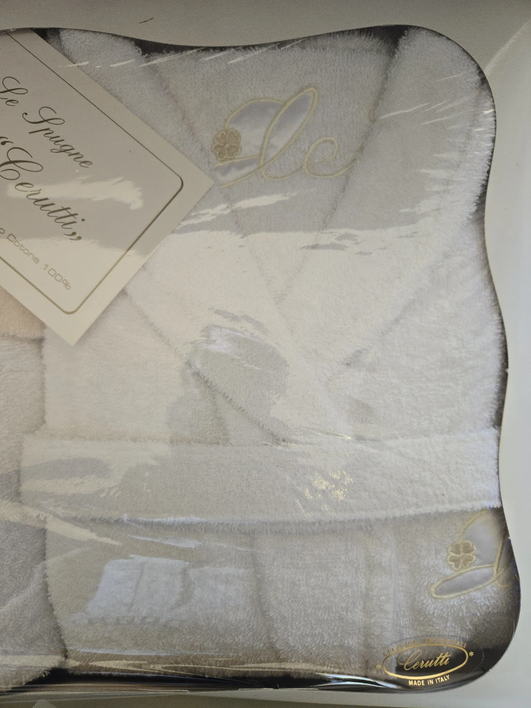 Vintage 1993 Nino Cerruti 8-Pc Luxury Bath Set - (NIB) - photo 2