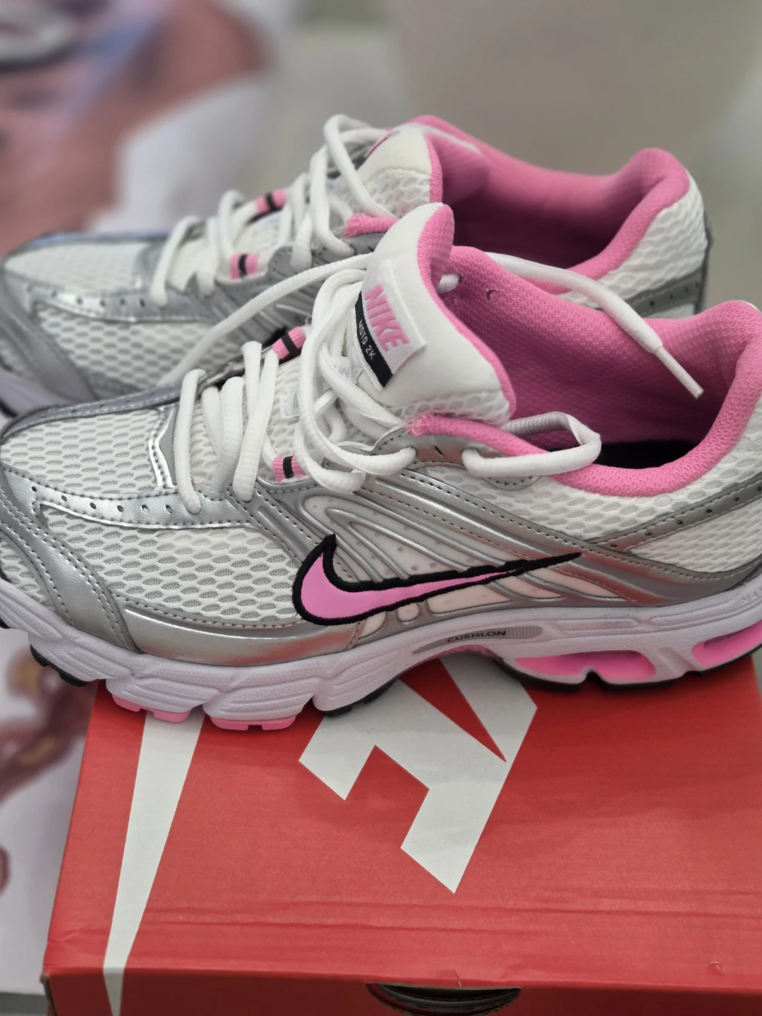 Nike Moto 2K Women's Running Shoes White/Pink/Silver