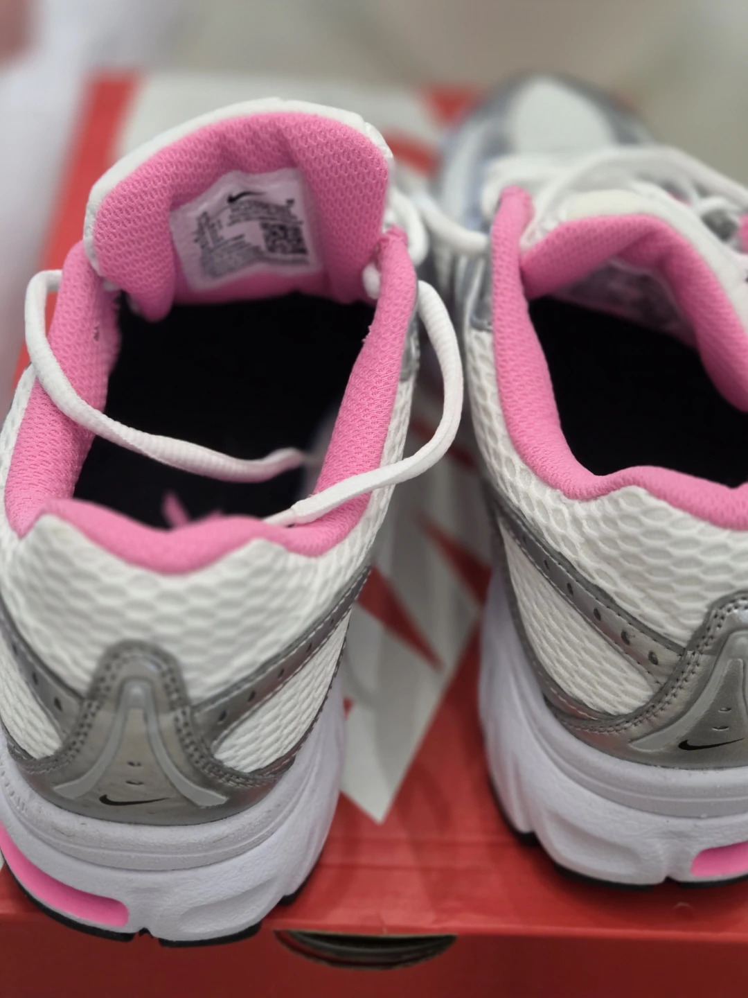 Nike Moto 2K Women's Running Shoes White/Pink/Silver - photo 2
