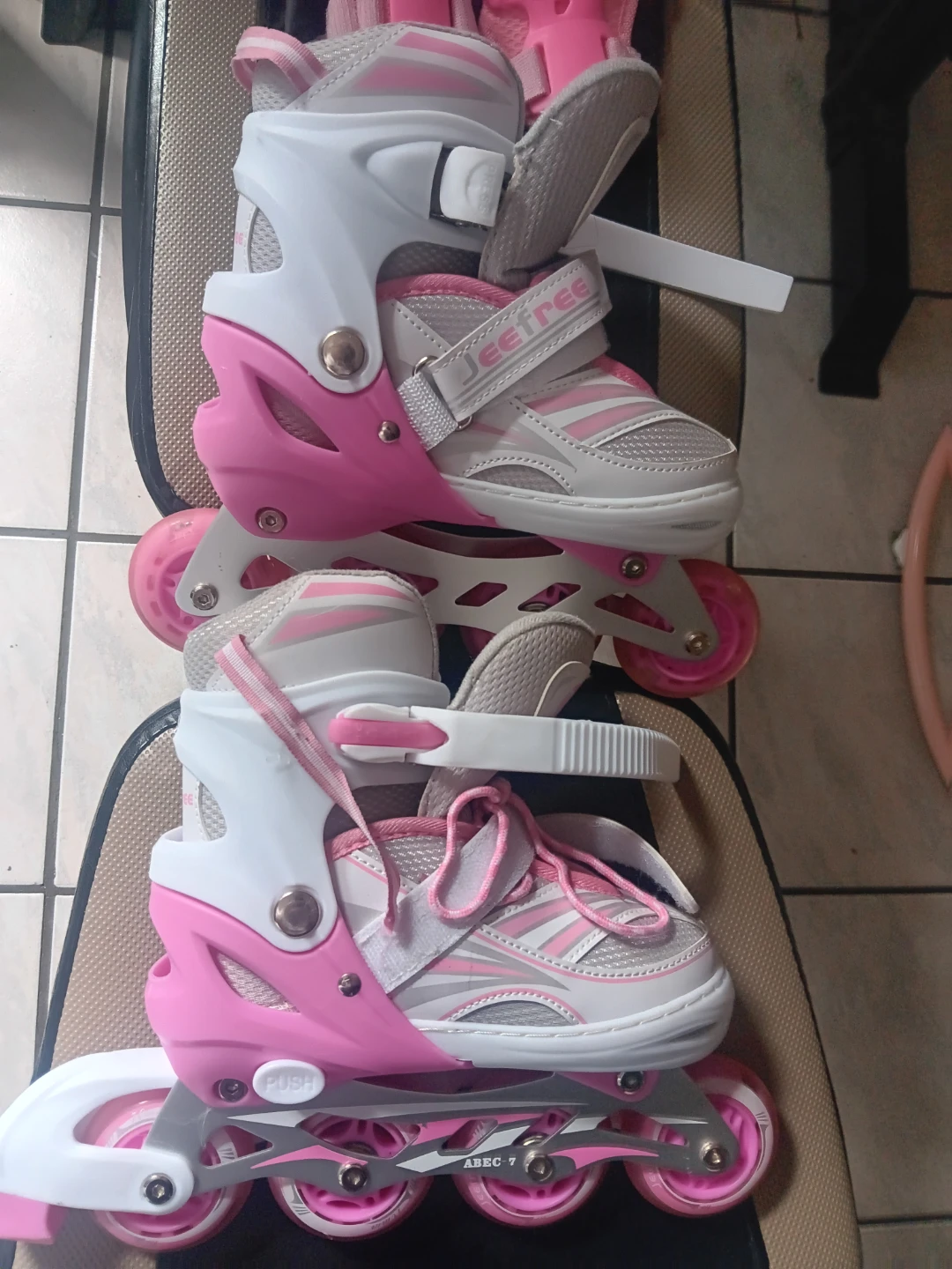 Jeefree Pink & White Roller Skates with Protective Gear - photo 2