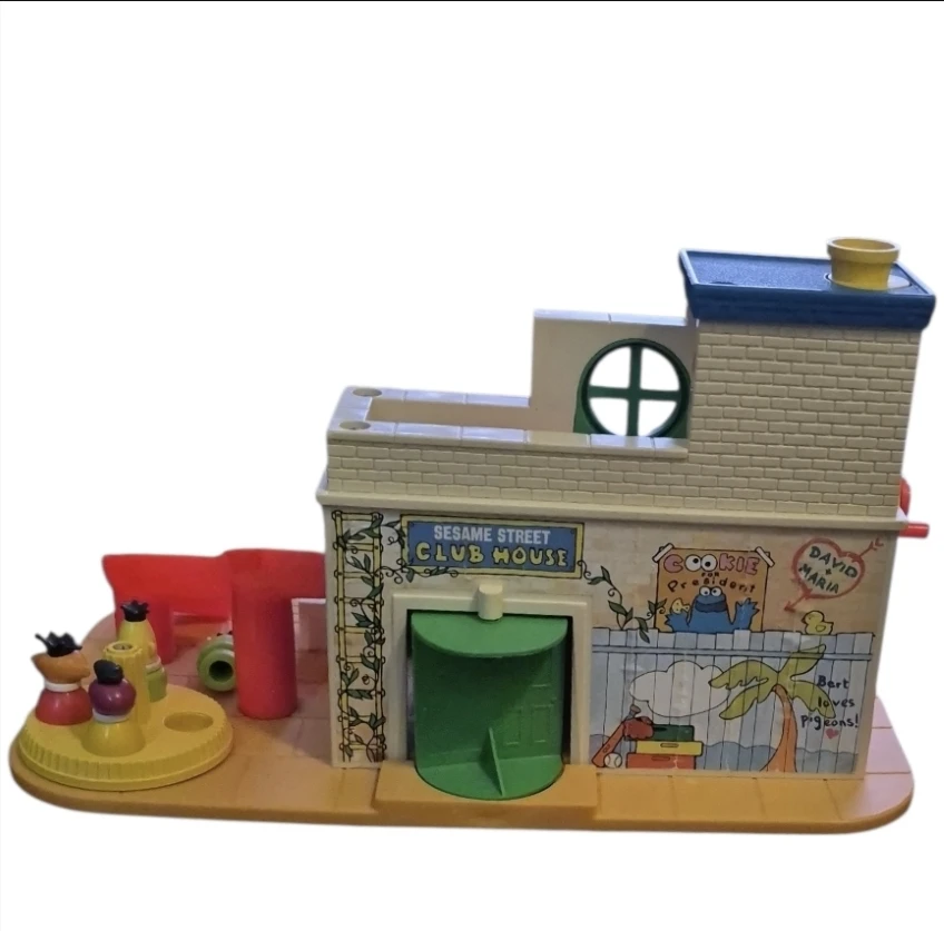 Fisher-Price Sesame Street Clubhouse Play Set - photo 3