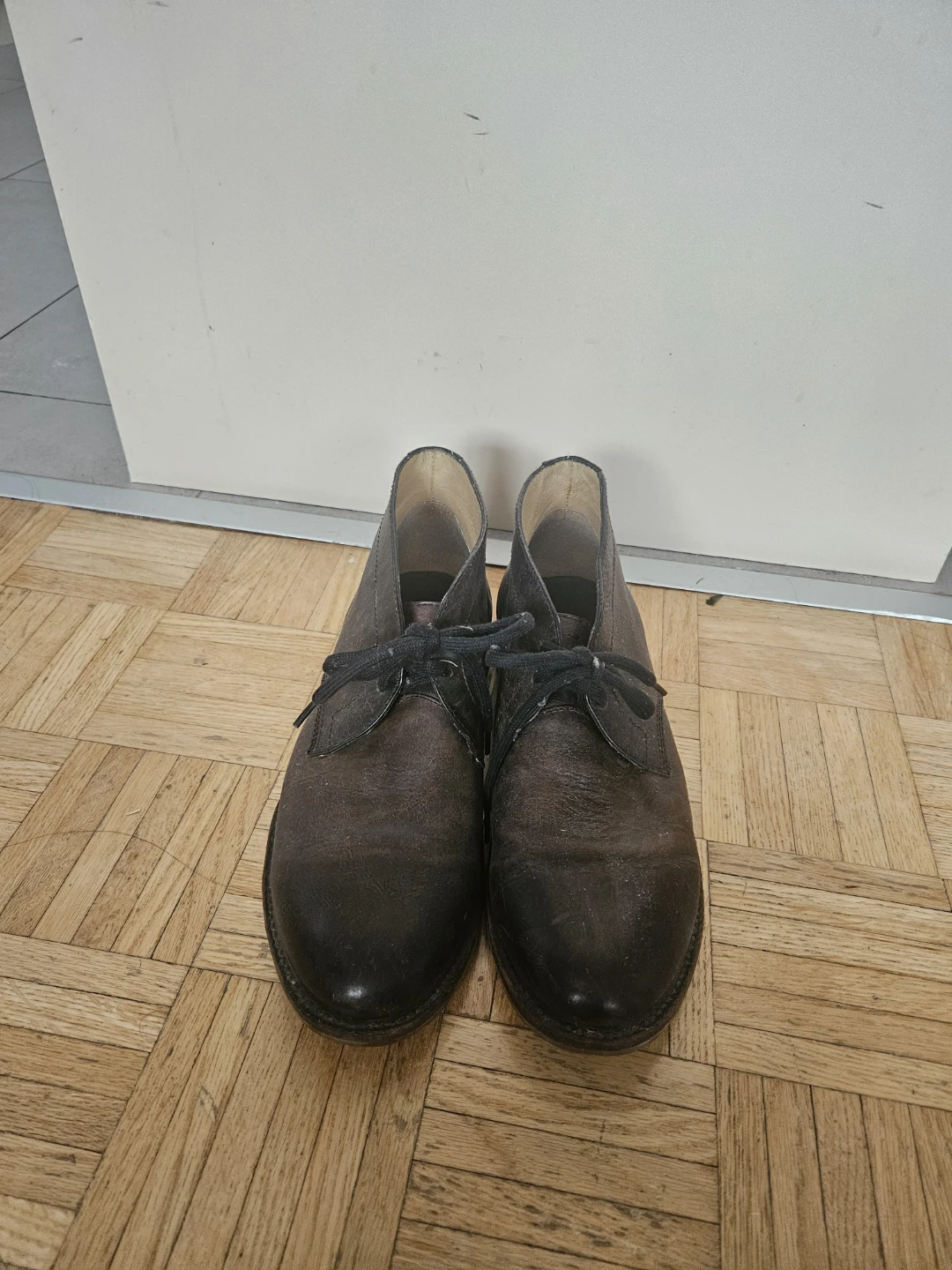 10.5 mens, FRYE Leather Boots Chukka Boots