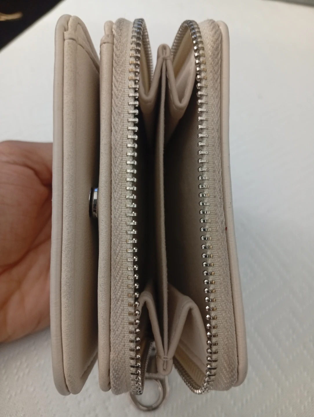 Stradivarius Cream Bi-fold Wallet - photo 3