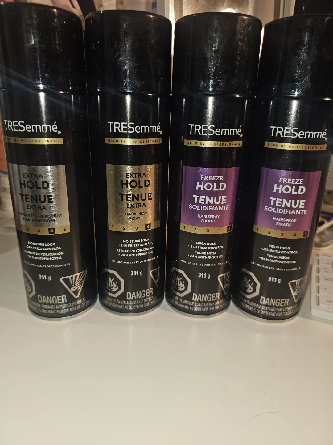 TRESemmé Hairspray Extra Hold & Freeze Hold (311g)