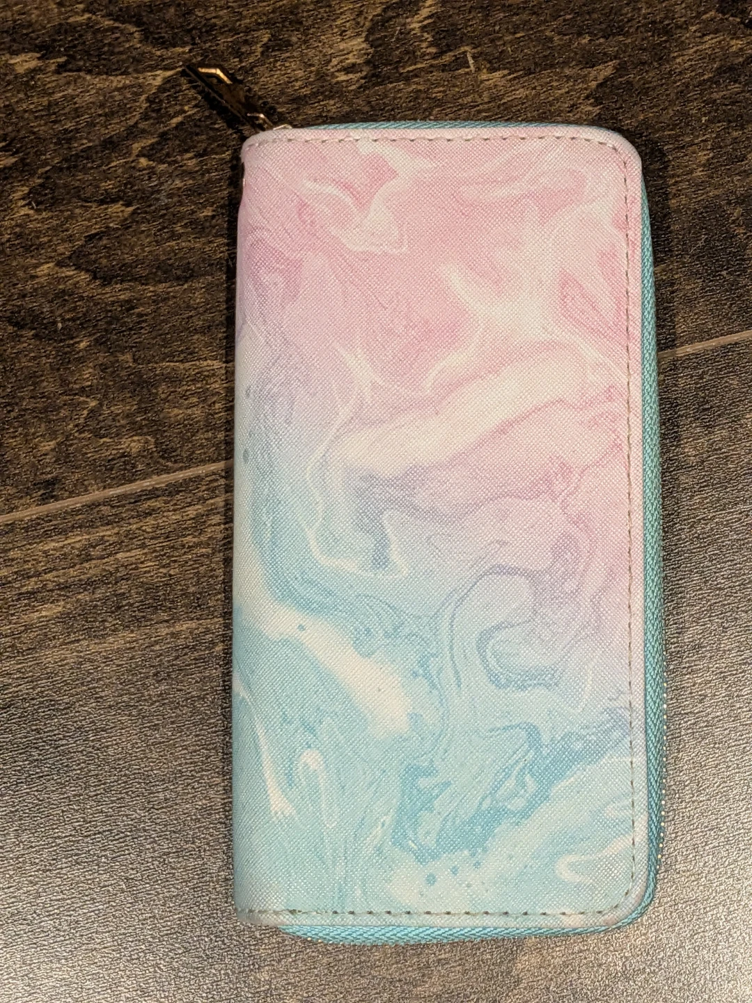 Zippered Wallet with Marble Design